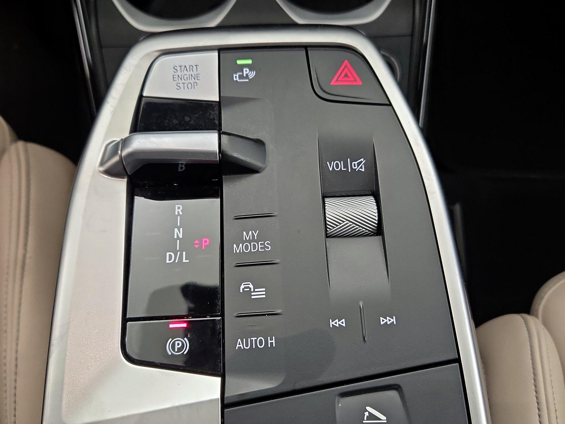 Thumbnail: 2025 BMW X2 - 17