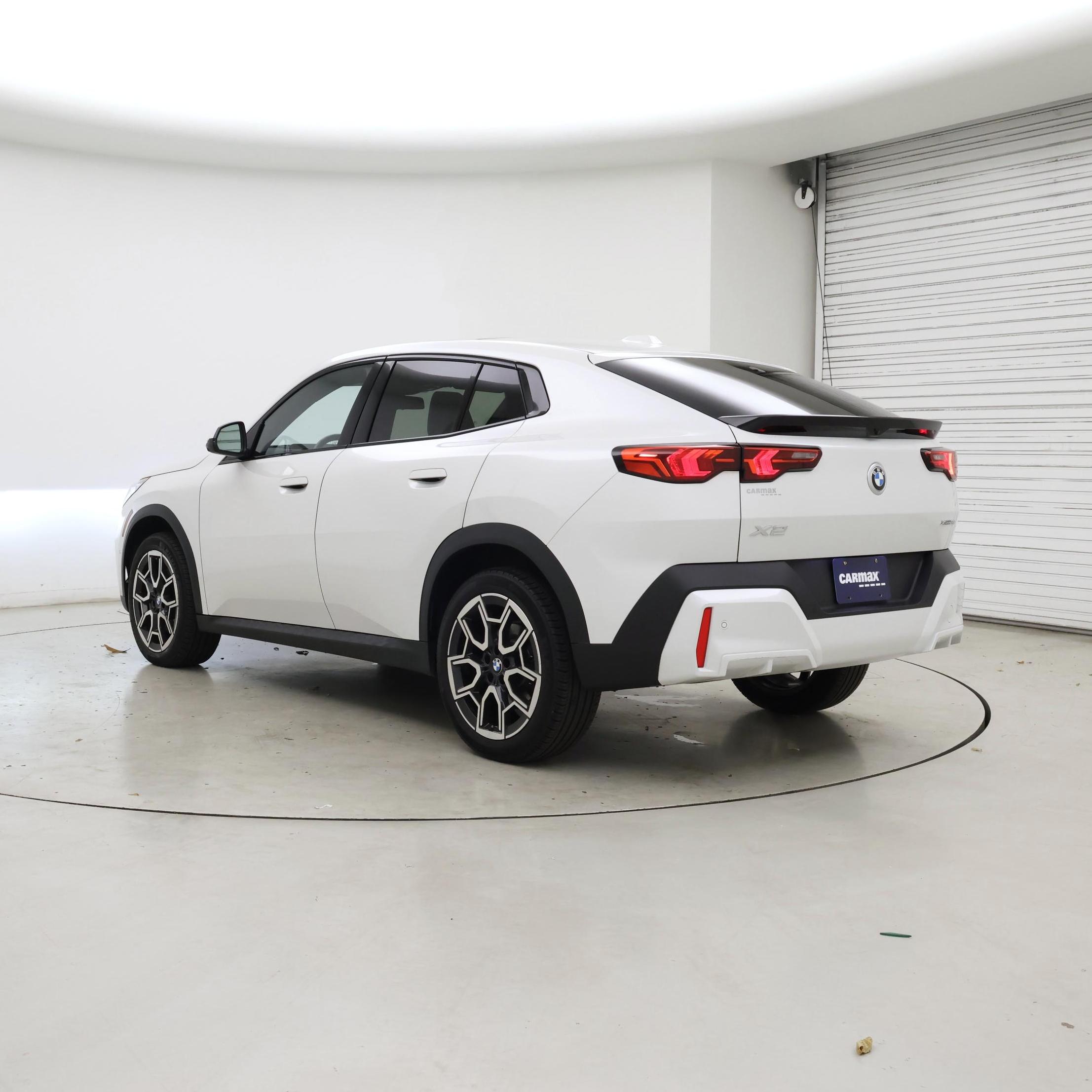 Thumbnail: 2025 BMW X2 - 2