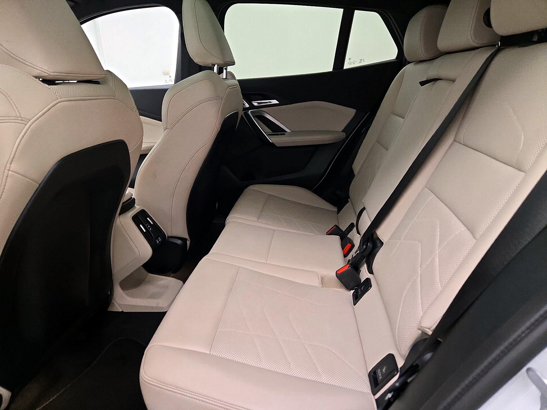 Thumbnail: 2025 BMW X2 - 20