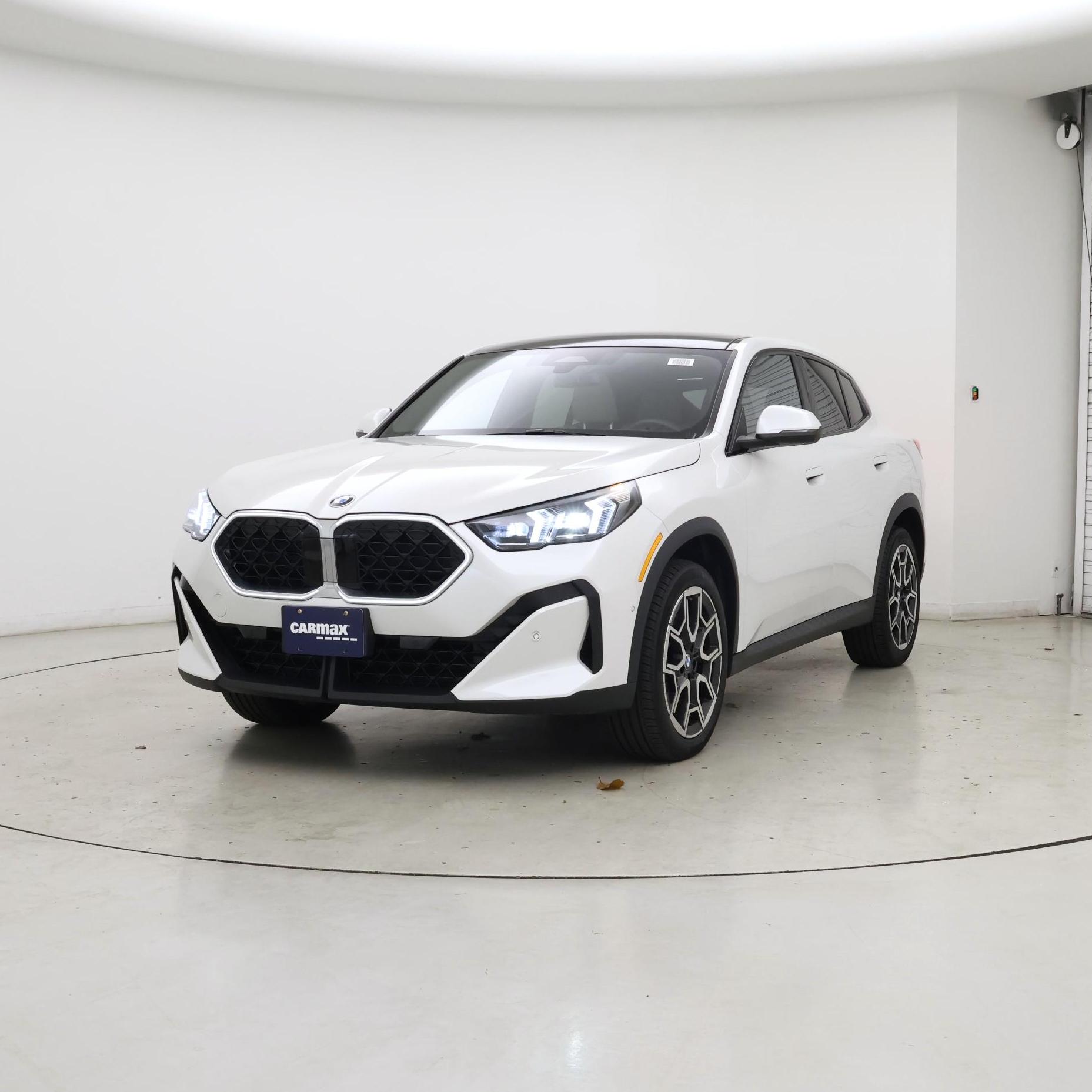 Thumbnail: 2025 BMW X2 - 4