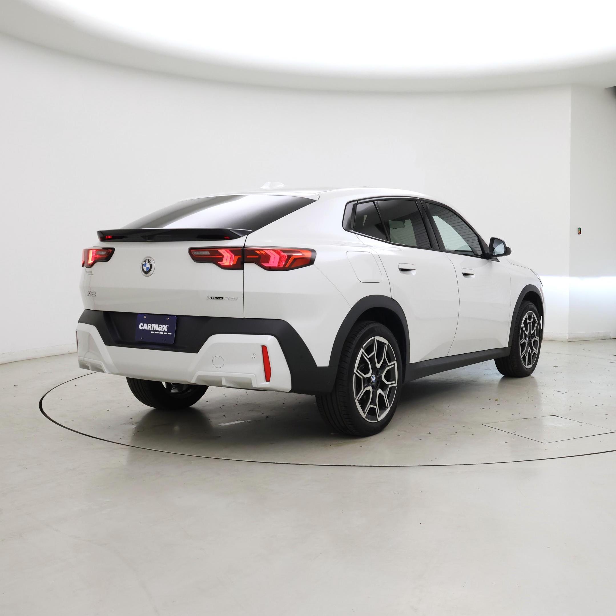 Thumbnail: 2025 BMW X2 - 8