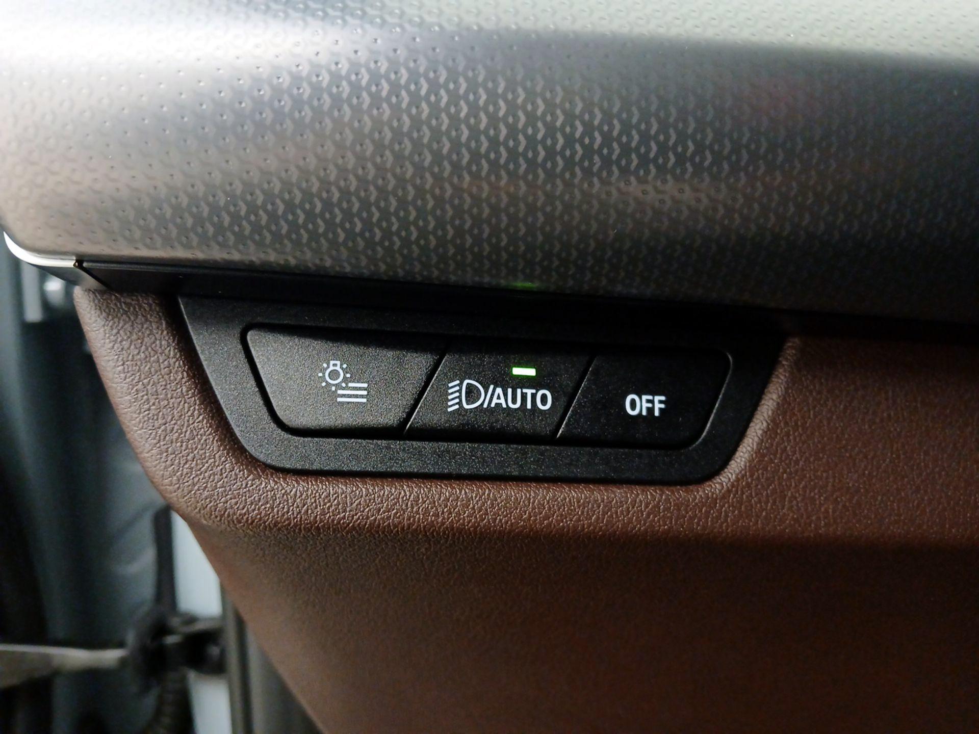 Thumbnail: 2025 BMW X2 - 13