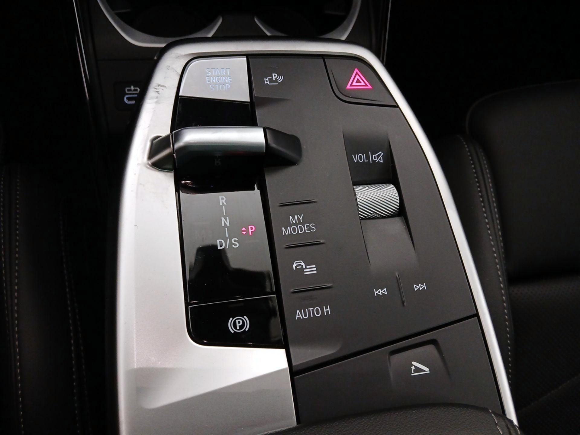 Thumbnail: 2025 BMW X2 - 17