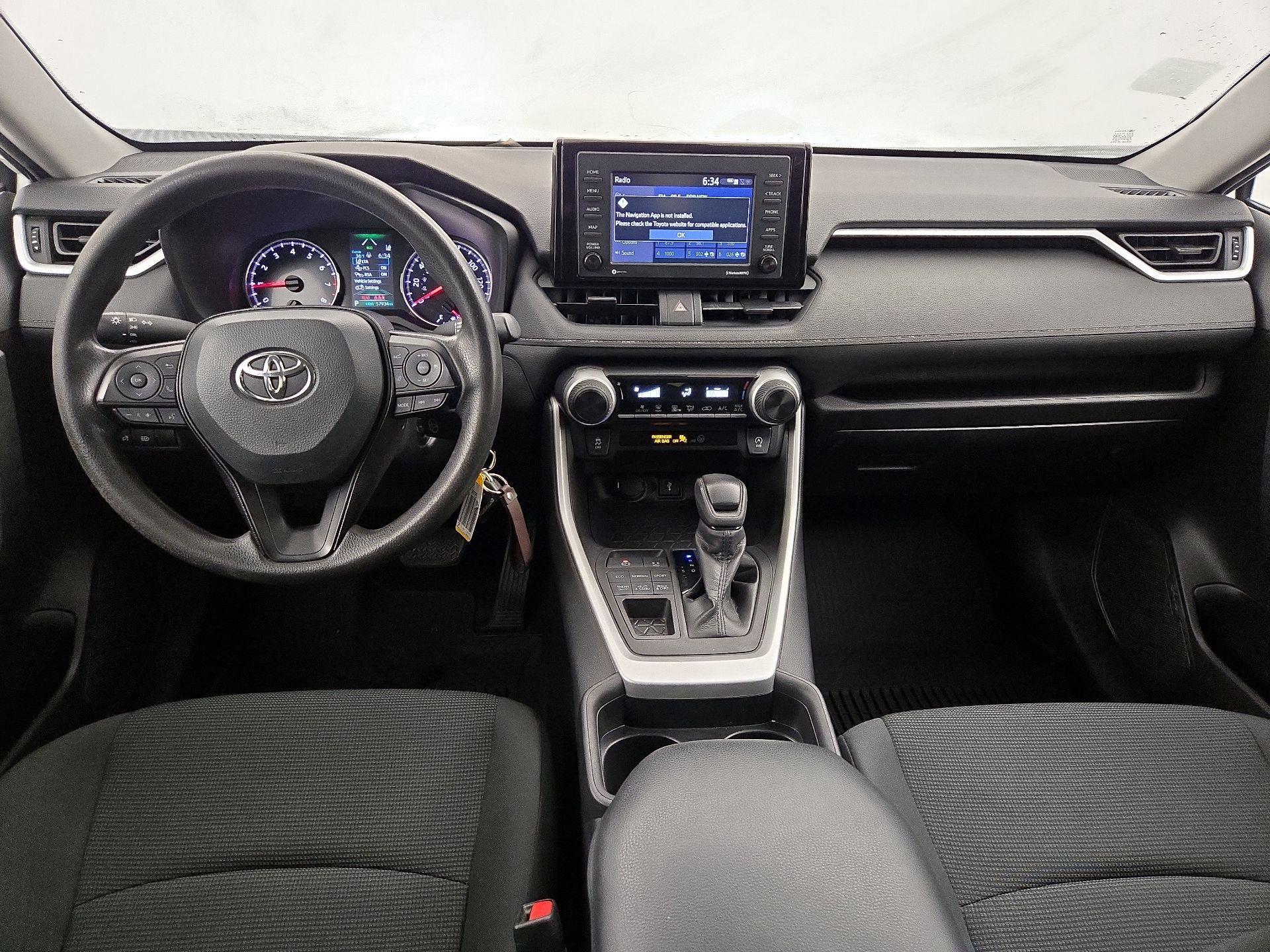 Thumbnail: 2021 Toyota RAV4 - 9