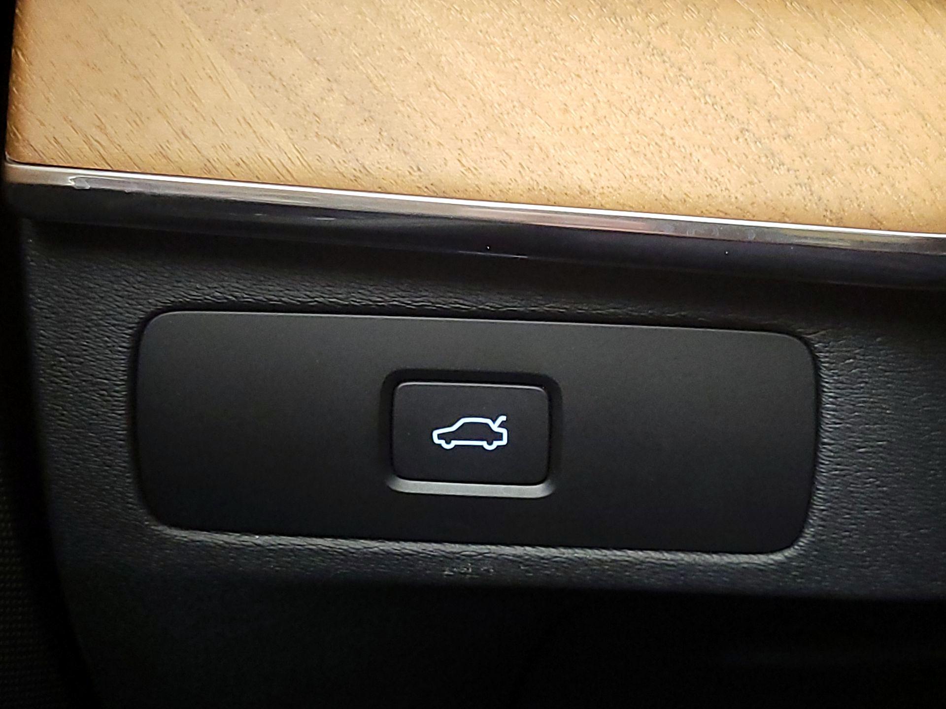 Thumbnail: 2024 Volvo XC90 - 13