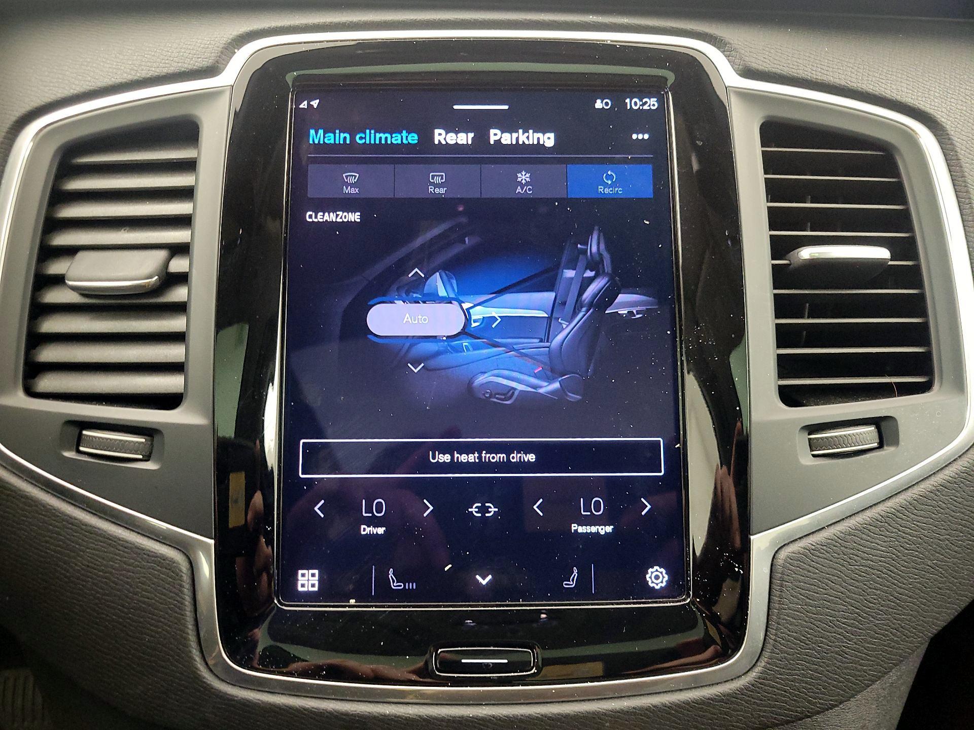 Thumbnail: 2024 Volvo XC90 - 17