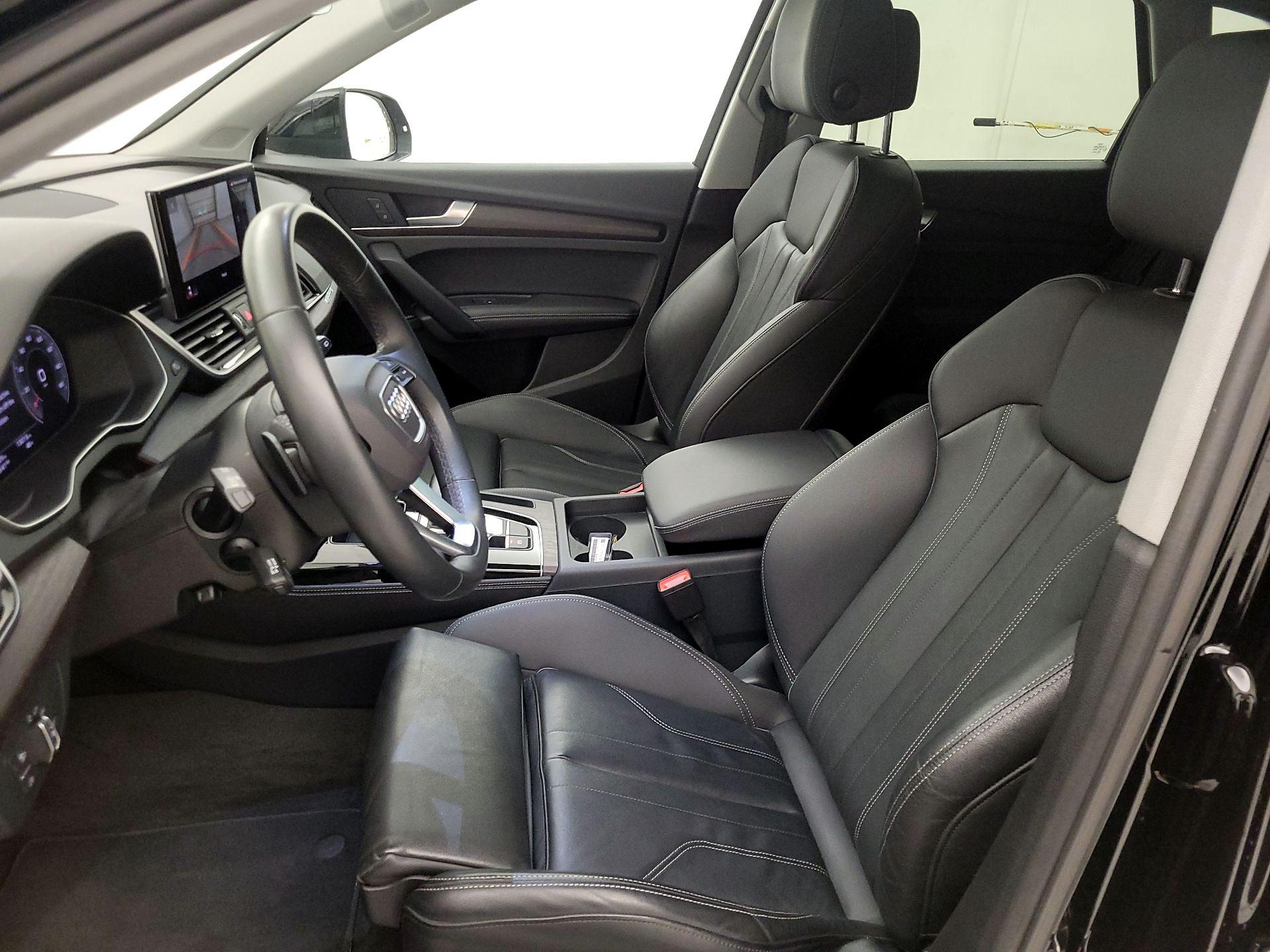 Thumbnail: 2024 Audi Q5 - 11