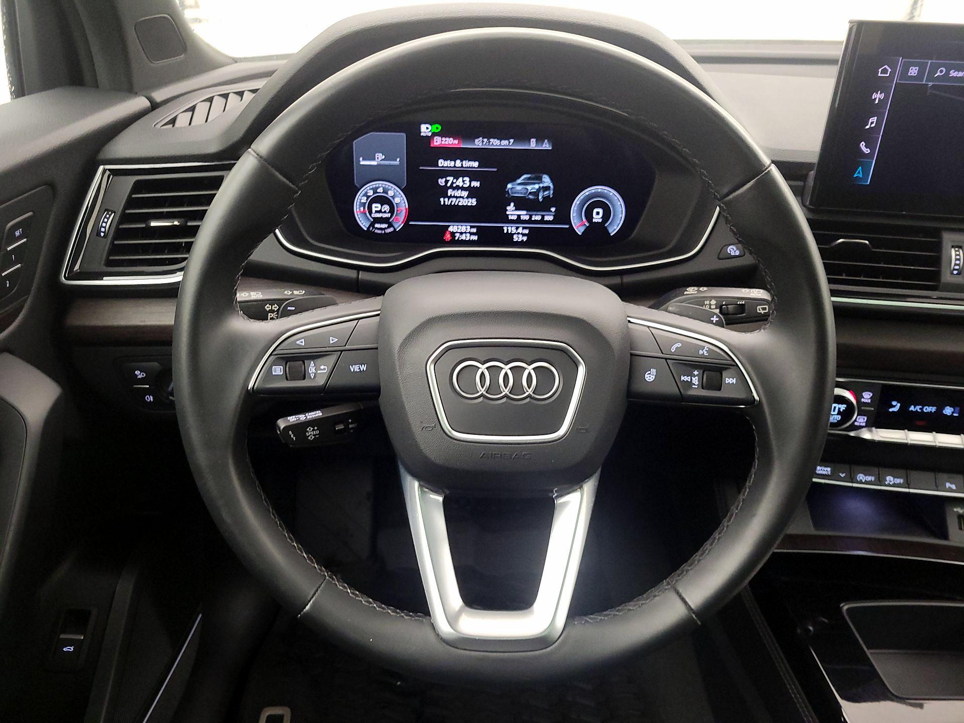 Thumbnail: 2023 Audi Q5 - 10