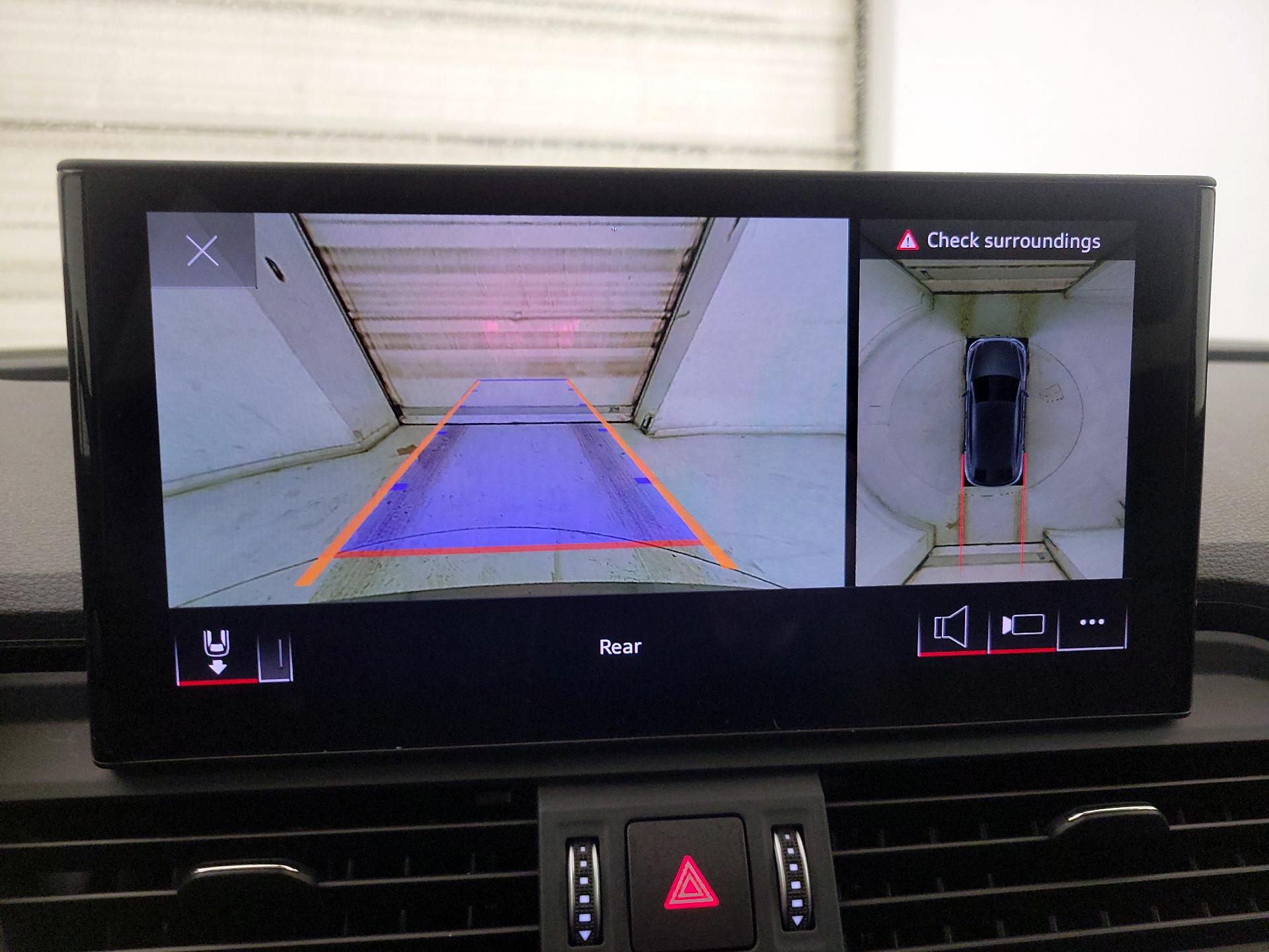 Thumbnail: 2023 Audi Q5 - 15