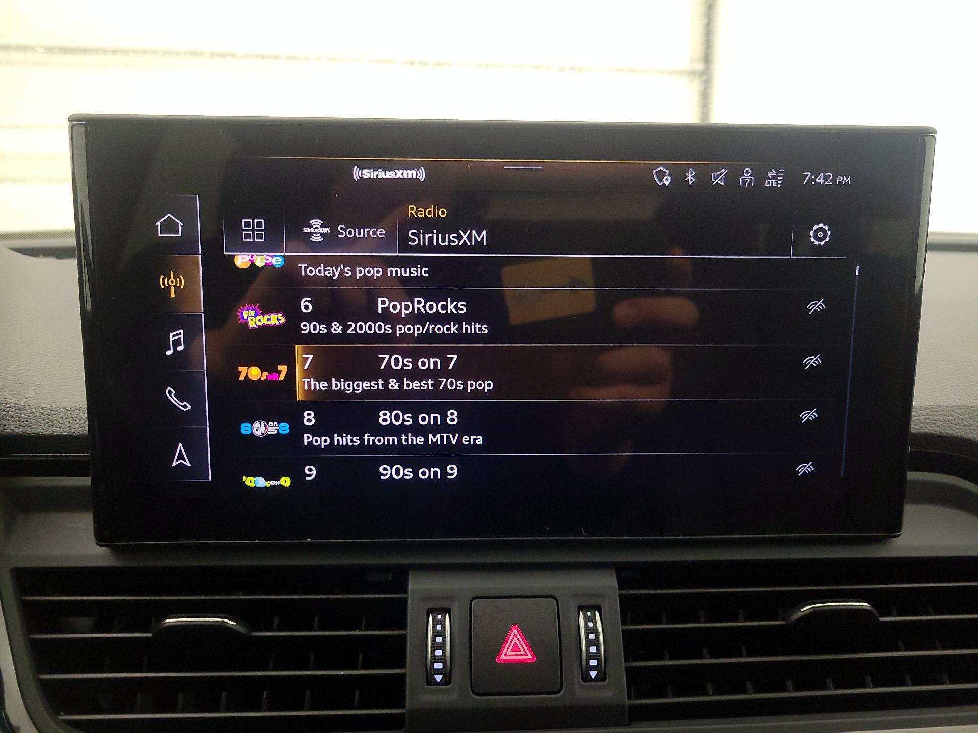 Thumbnail: 2023 Audi Q5 - 16