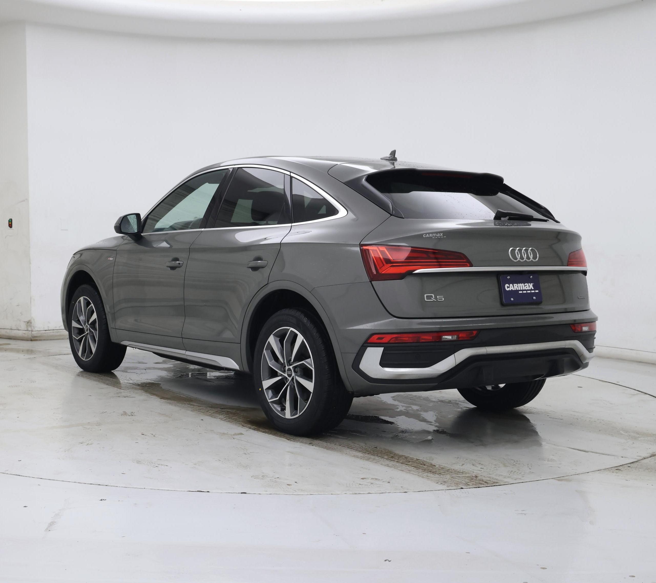 Thumbnail: 2023 Audi Q5 - 2