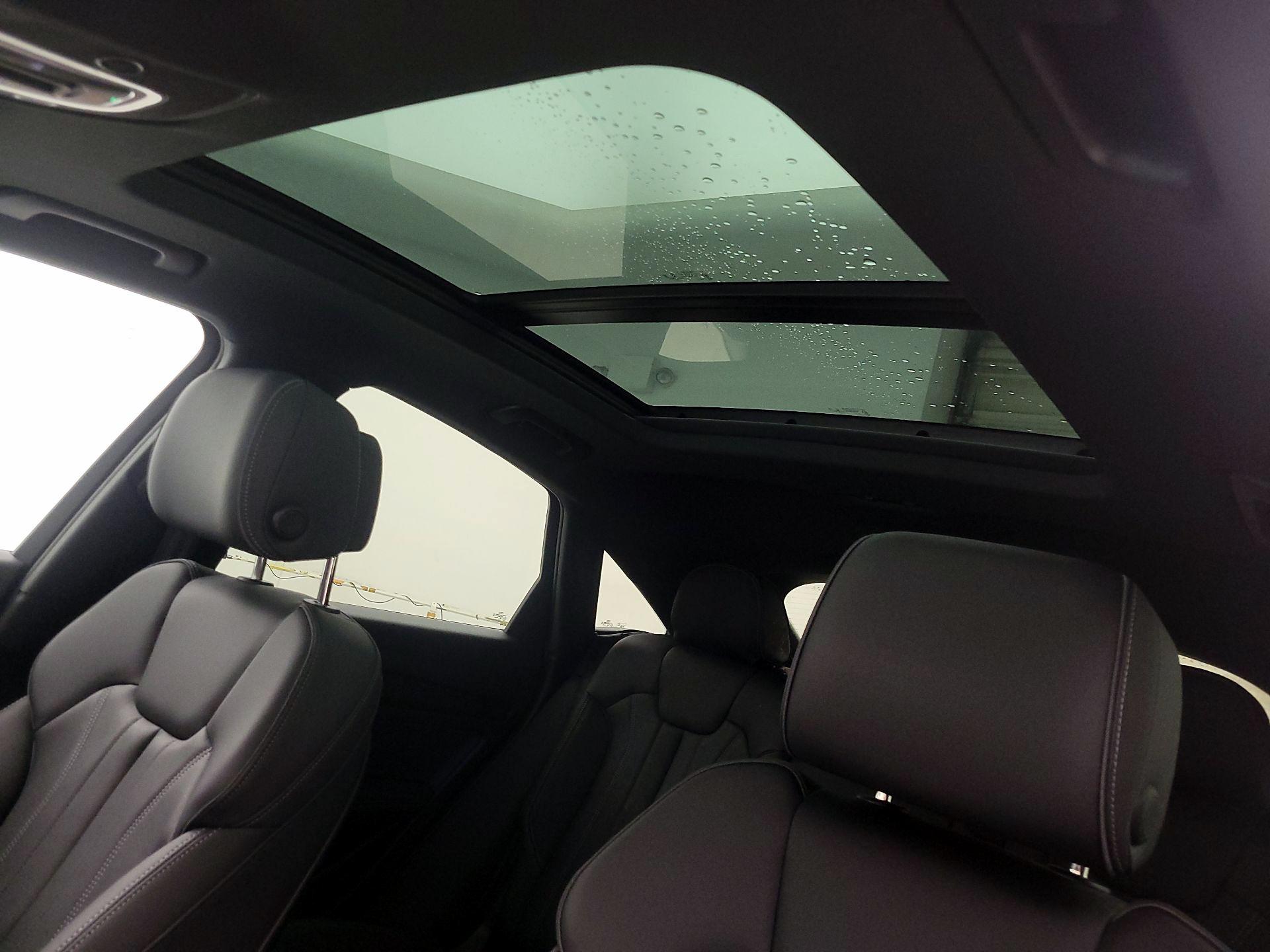 Thumbnail: 2023 Audi Q5 - 20