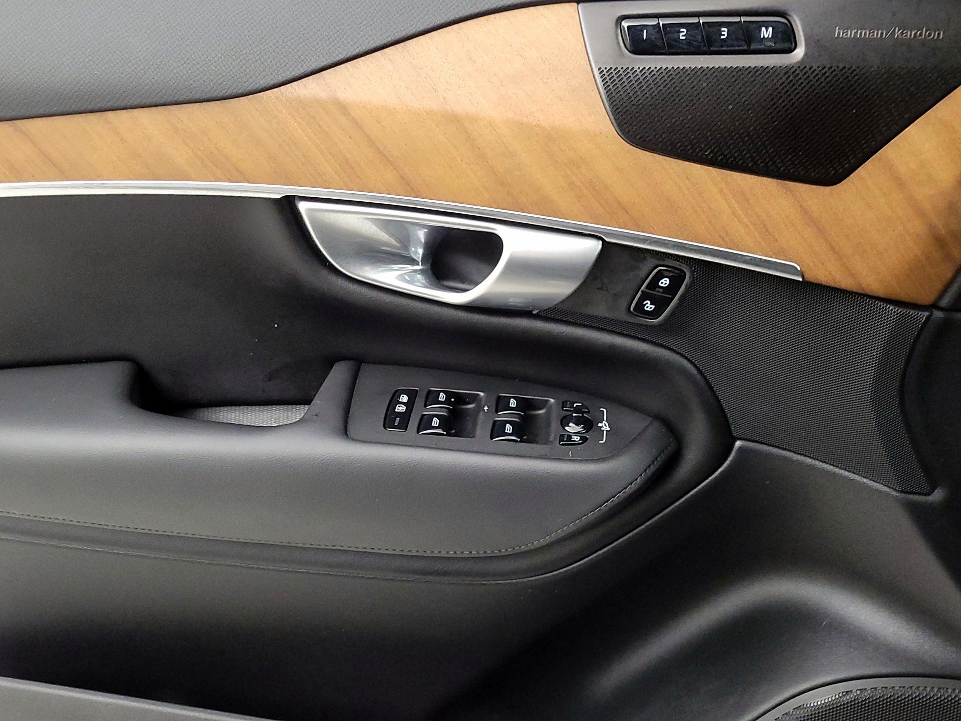 Thumbnail: 2024 Volvo XC90 - 12