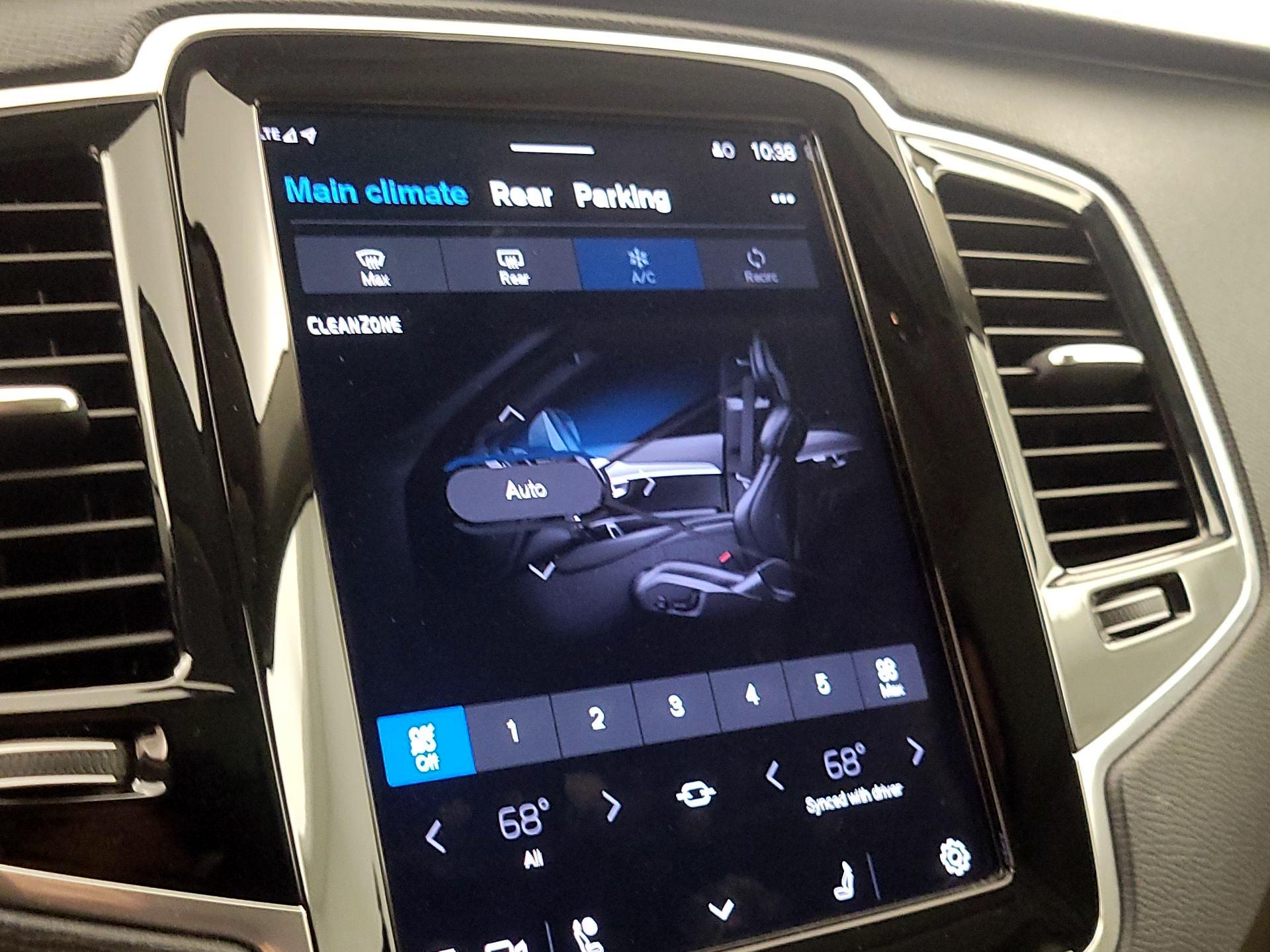 Thumbnail: 2023 Volvo XC90 - 17