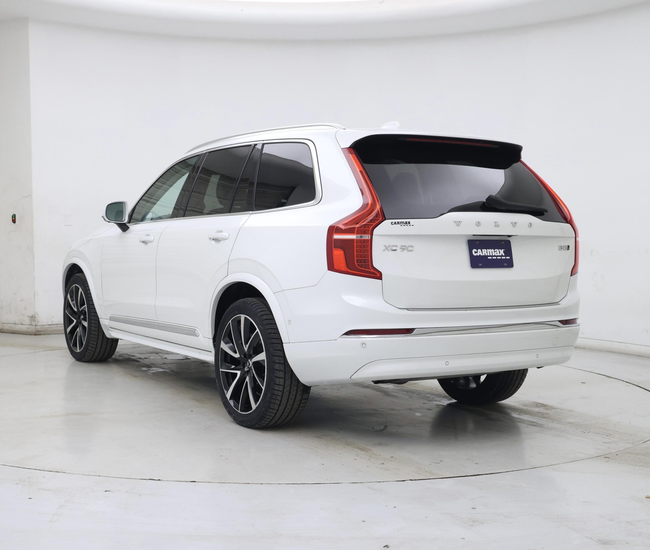 Thumbnail: 2023 Volvo XC90 - 2