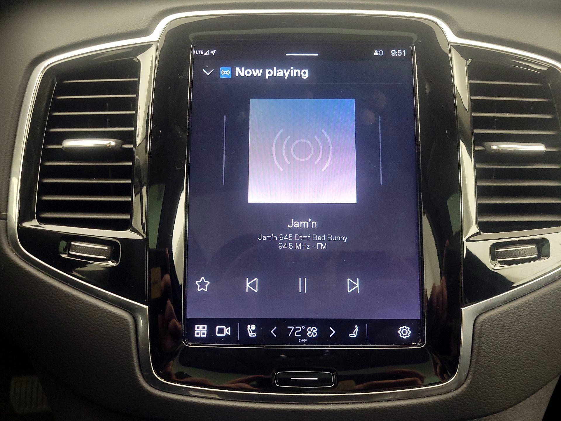 Thumbnail: 2023 Volvo XC90 - 16