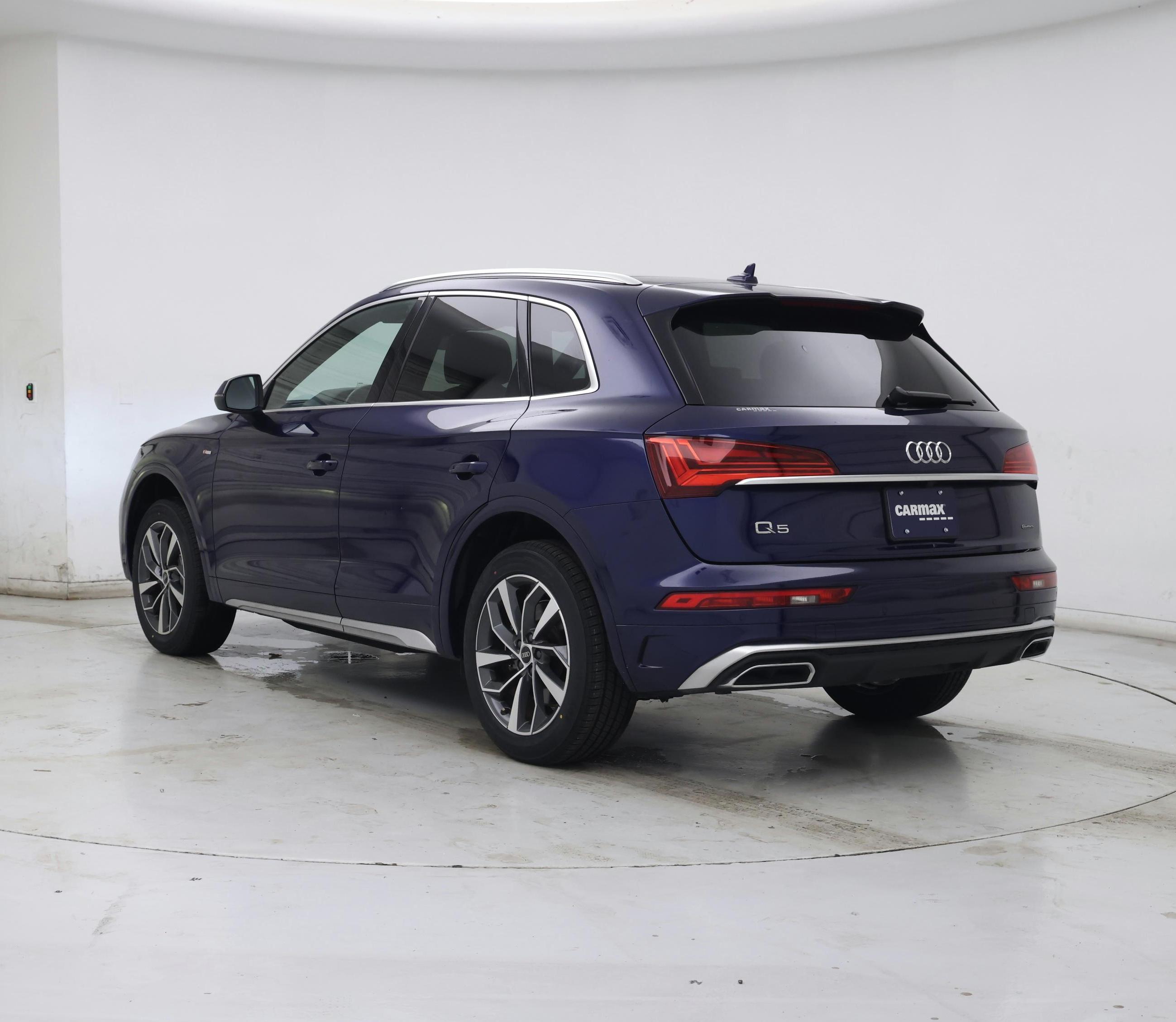 Thumbnail: 2022 Audi Q5 - 2