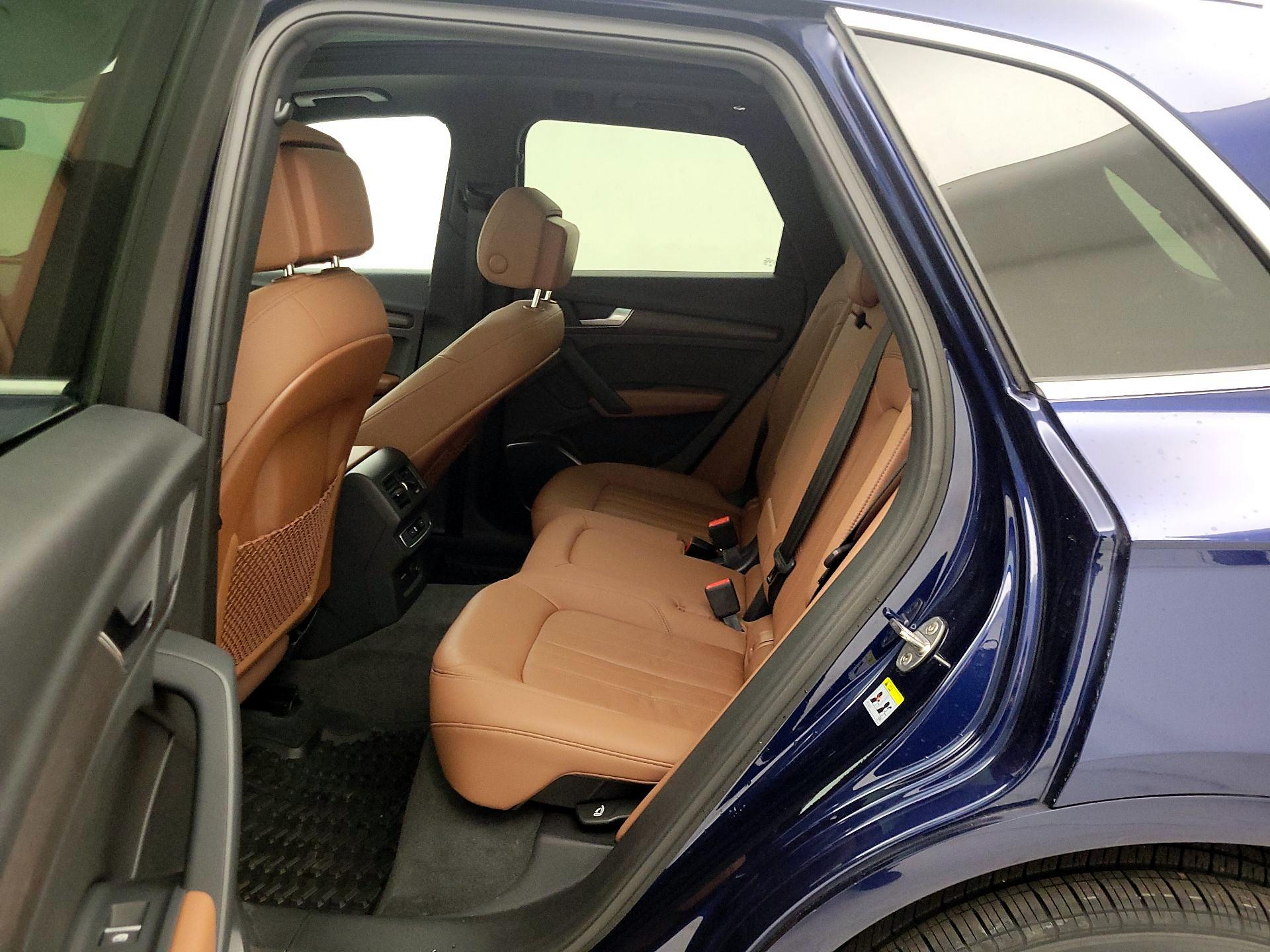 Thumbnail: 2022 Audi Q5 - 20