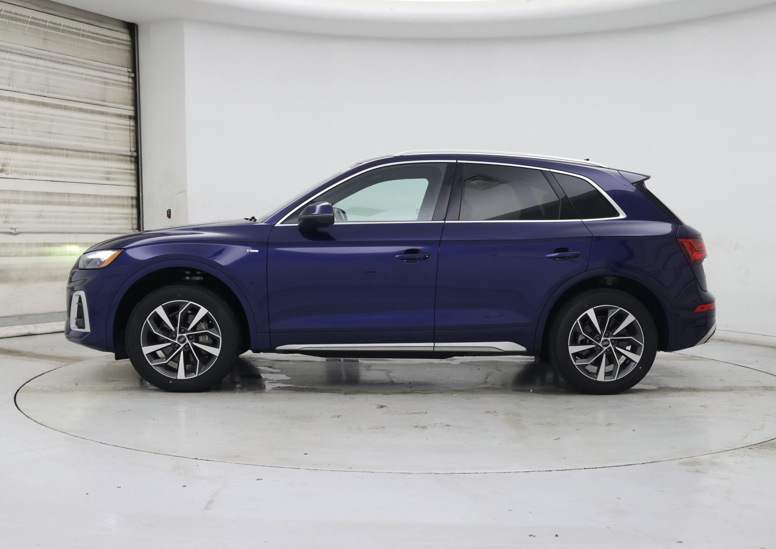 Thumbnail: 2022 Audi Q5 - 3