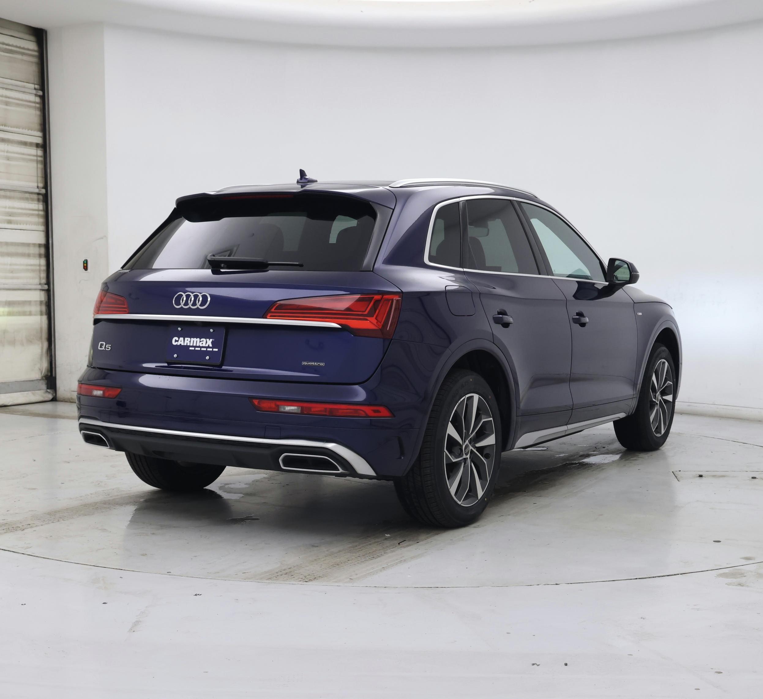 Thumbnail: 2022 Audi Q5 - 8