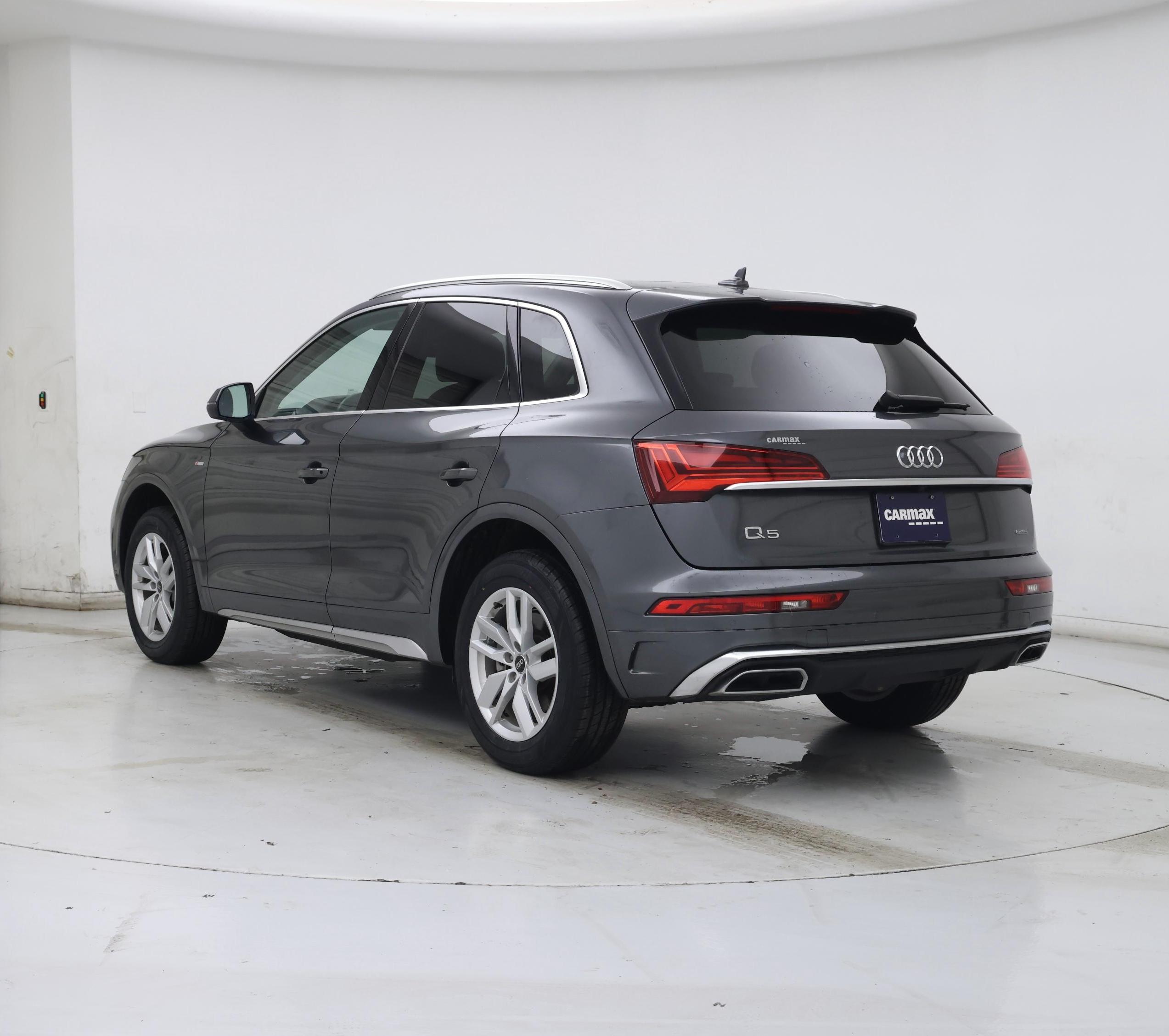 Thumbnail: 2022 Audi Q5 - 2