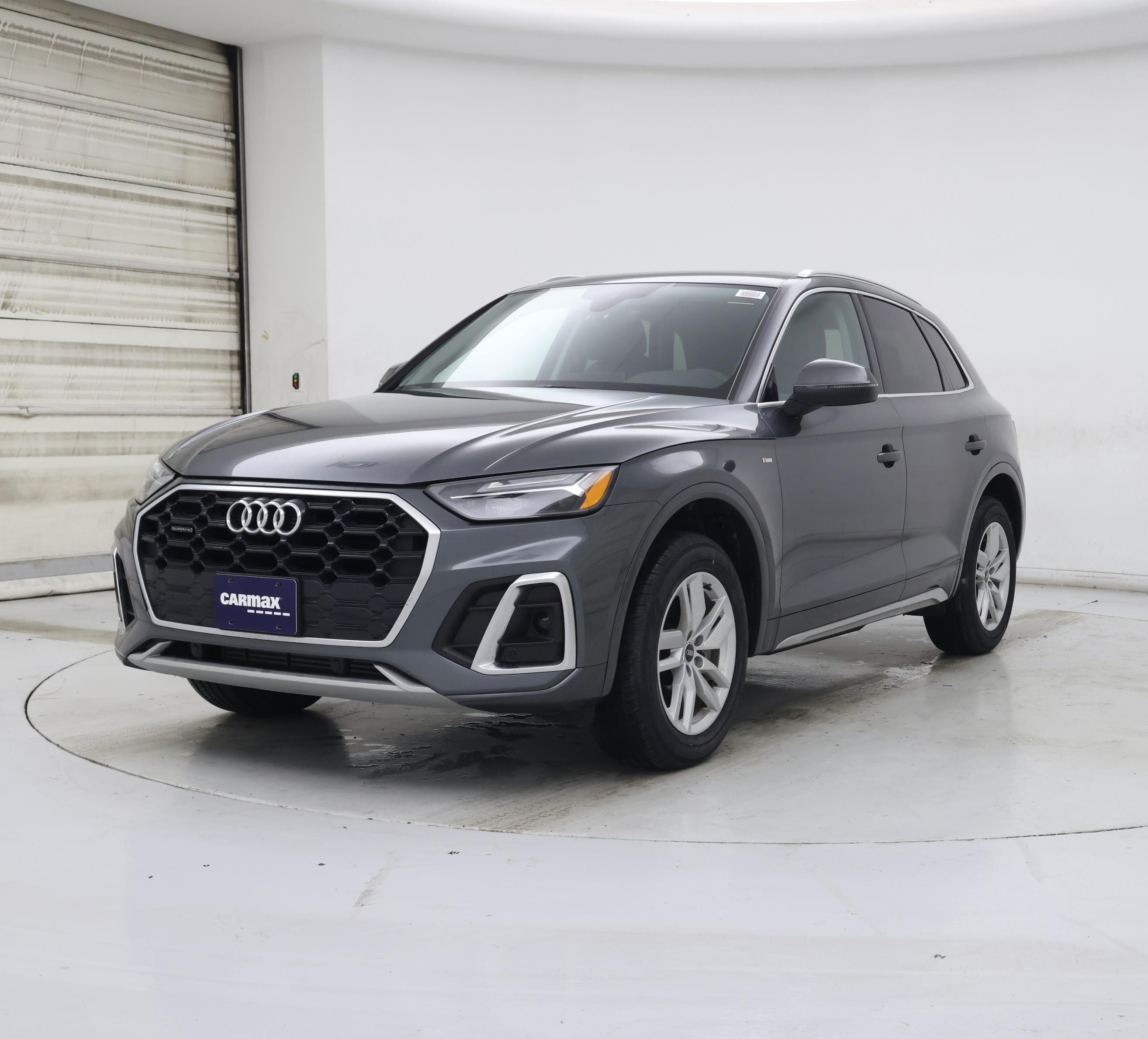 Thumbnail: 2022 Audi Q5 - 4