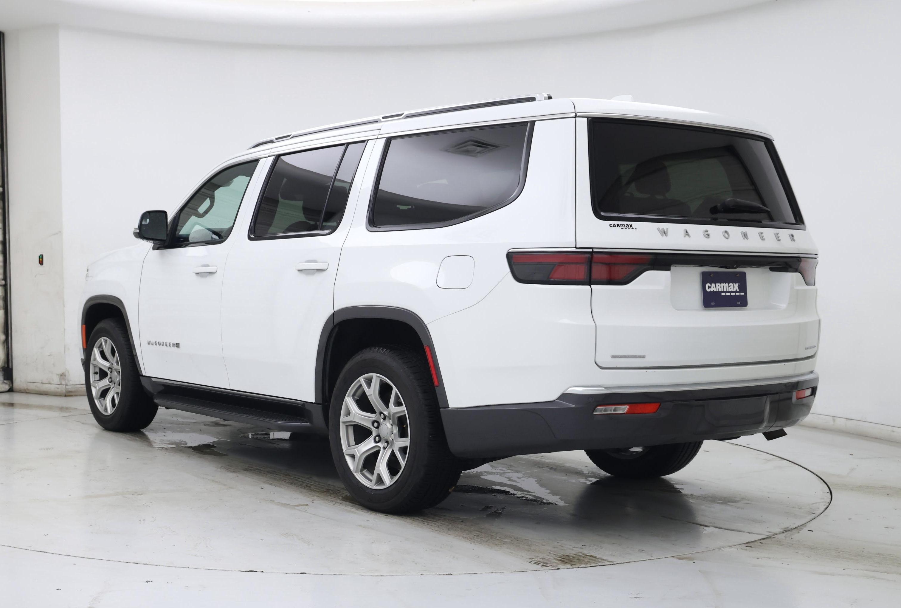 Thumbnail: 2022 Jeep Wagoneer - 2