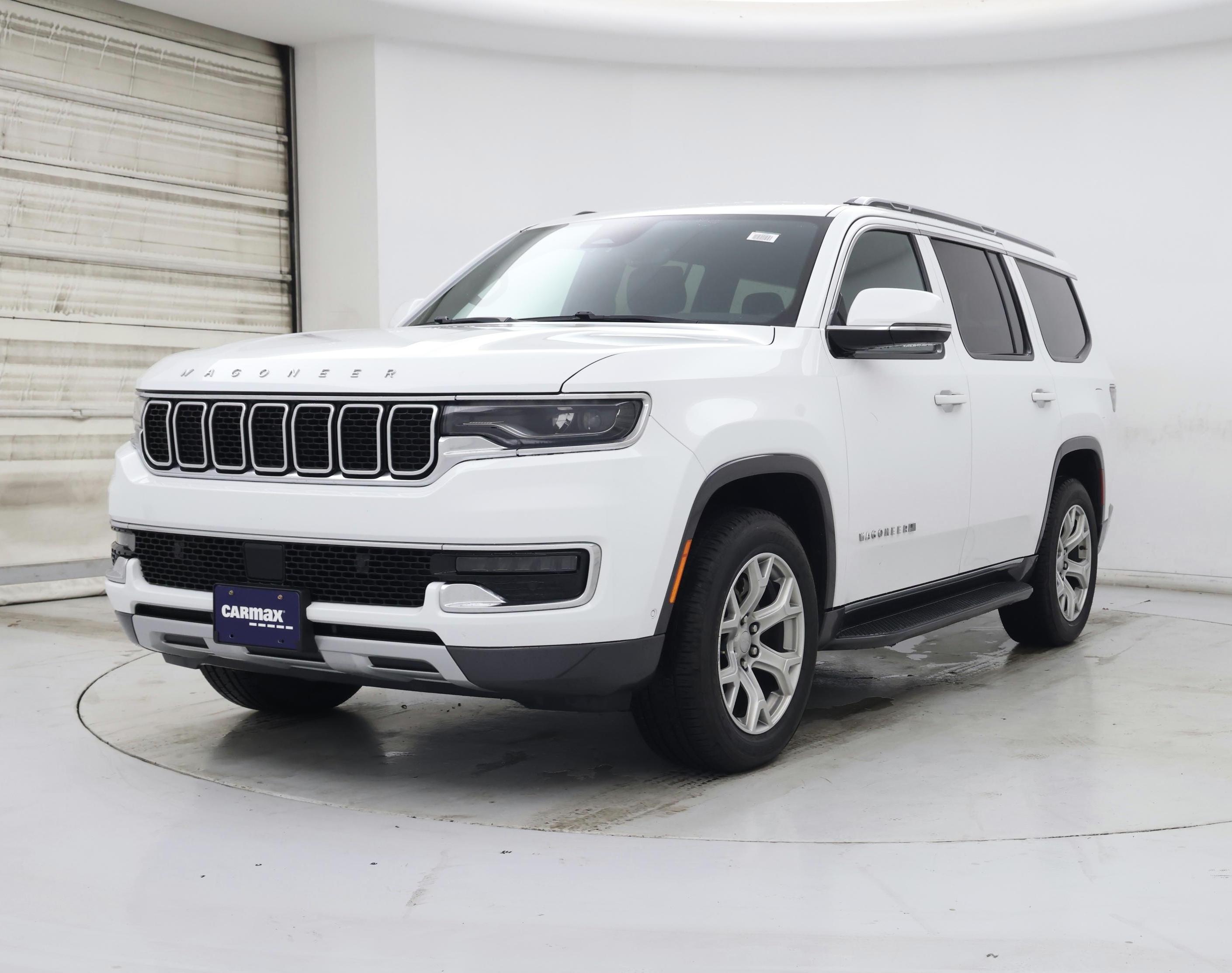 Thumbnail: 2022 Jeep Wagoneer - 4