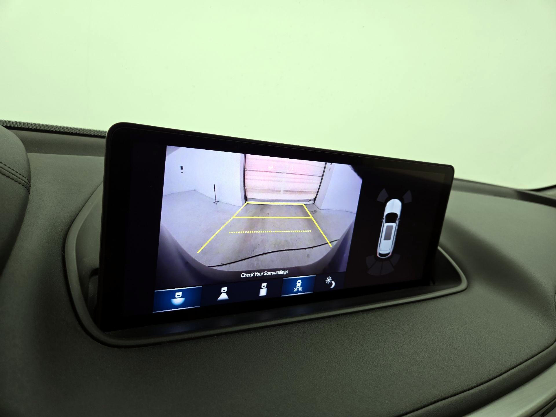 Thumbnail: 2022 Acura MDX - 15