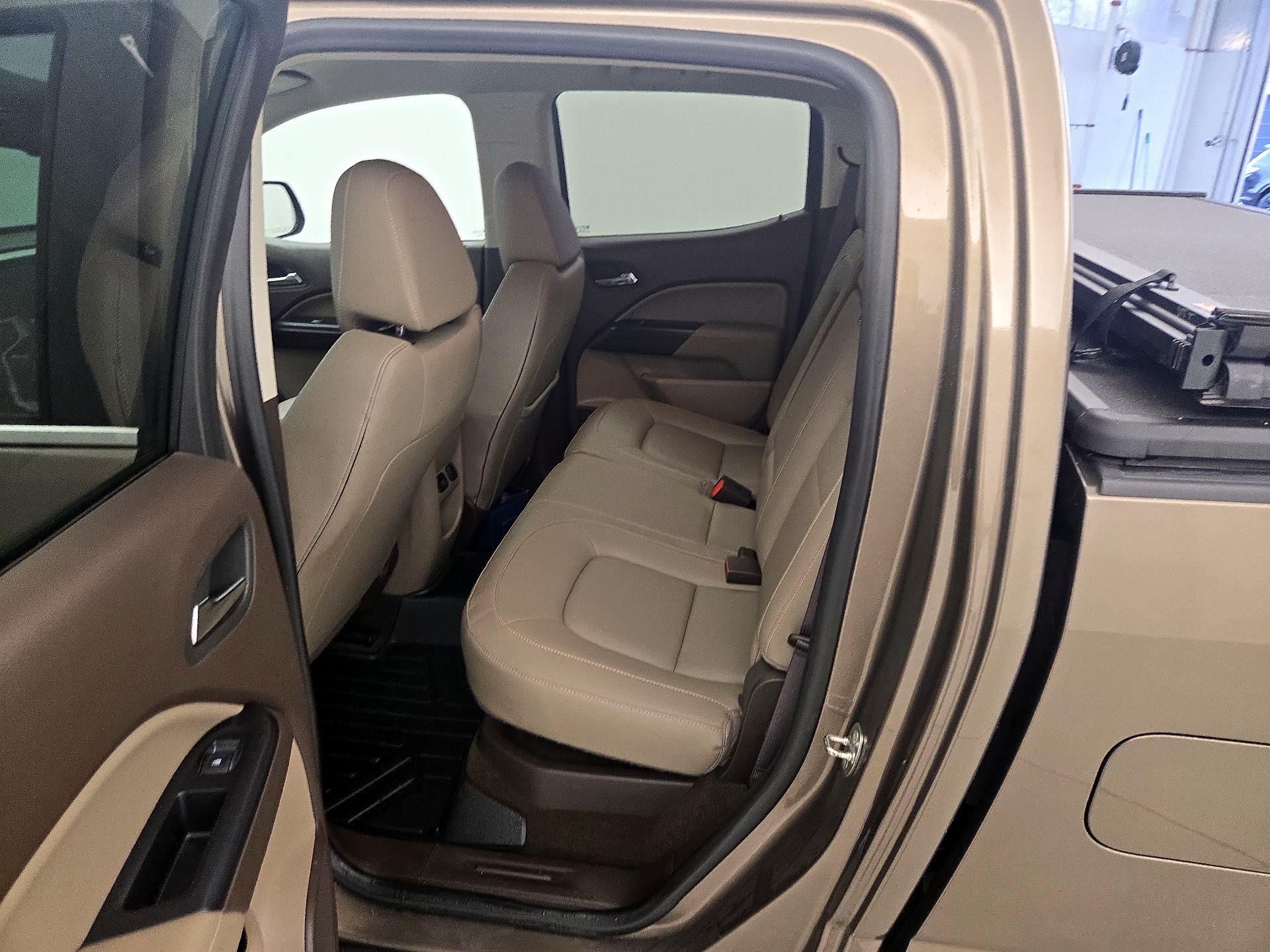 Thumbnail: 2015 GMC Canyon - 19