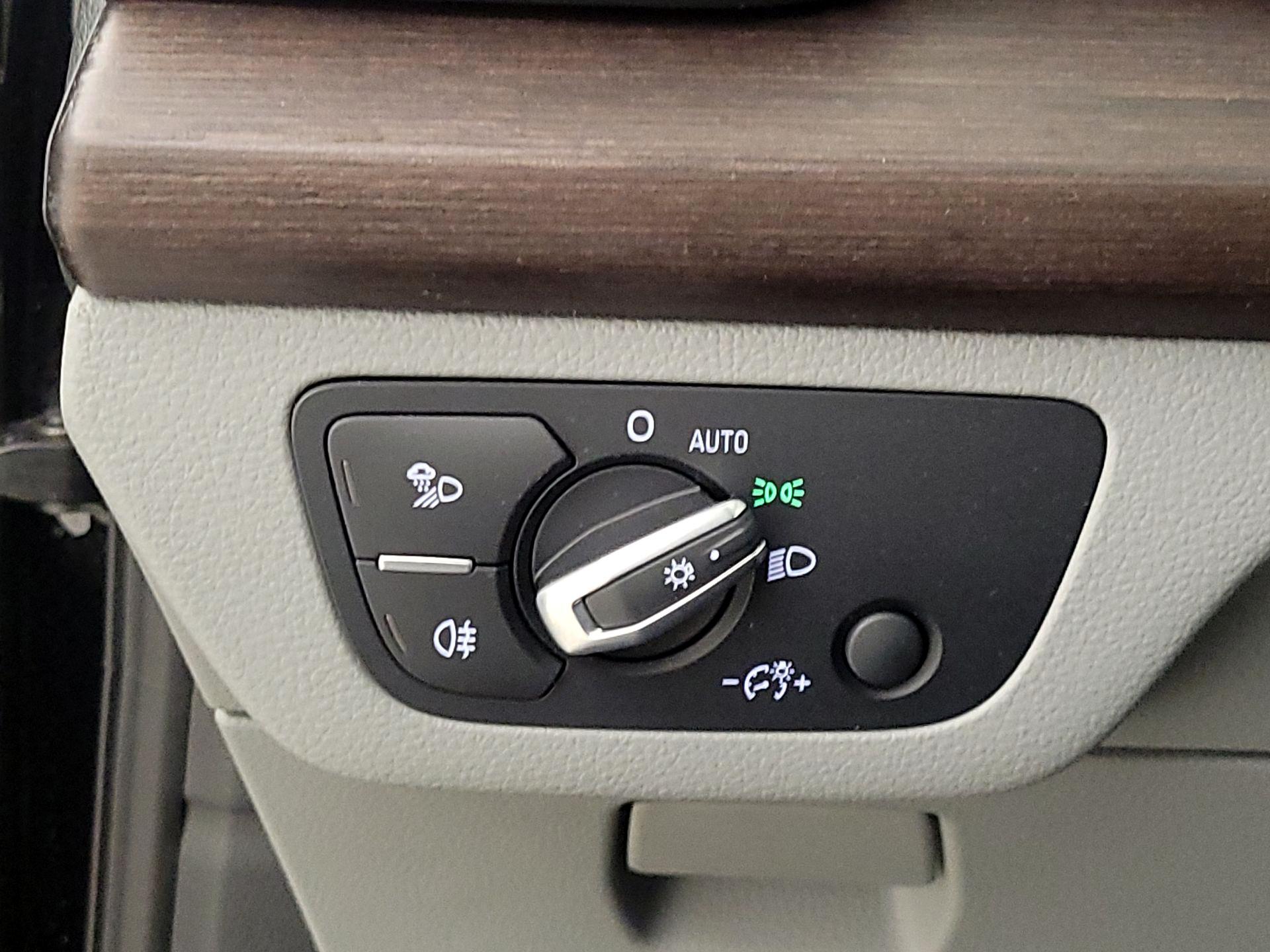 Thumbnail: 2023 Audi Q5 - 13