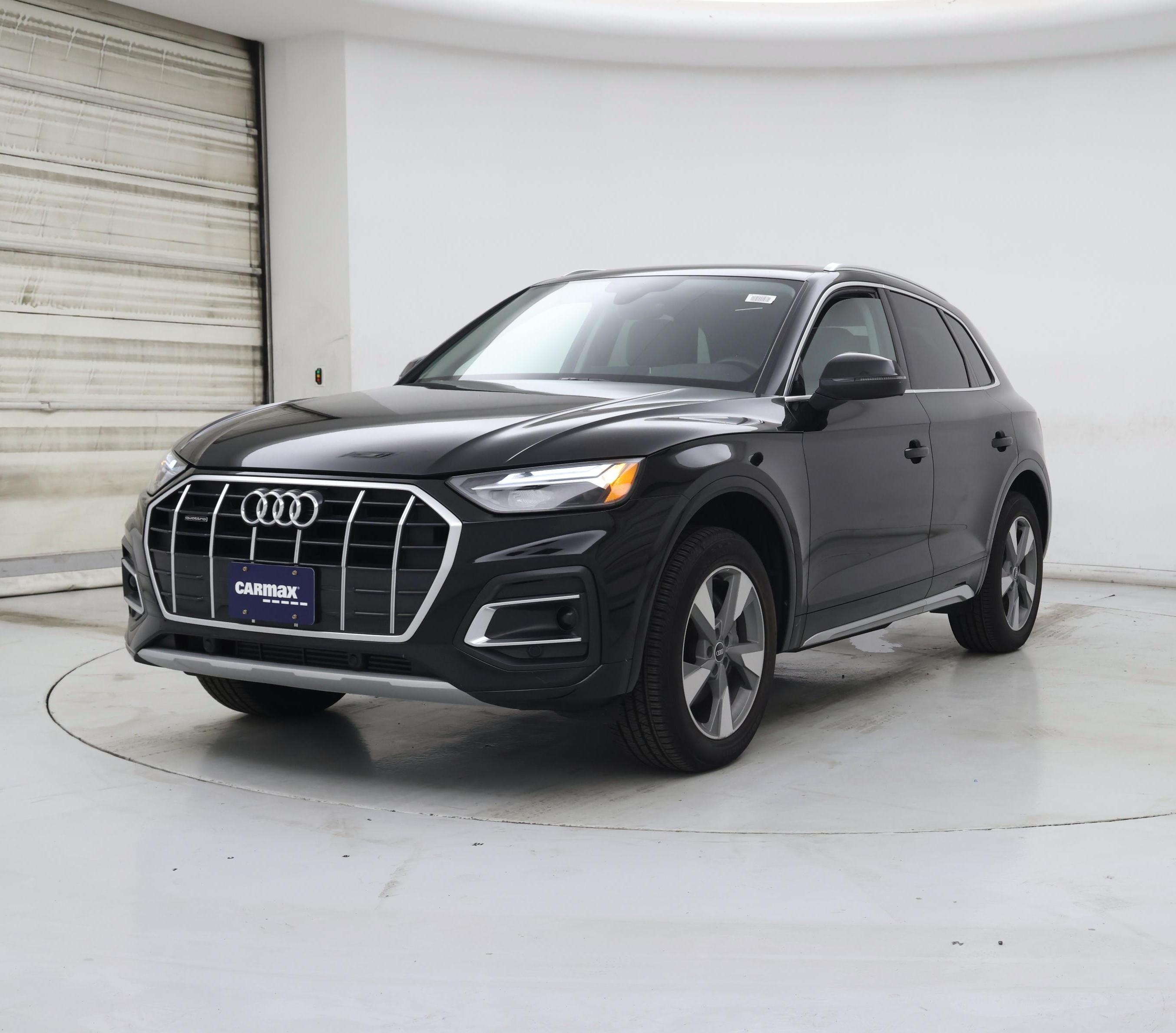 Thumbnail: 2023 Audi Q5 - 4