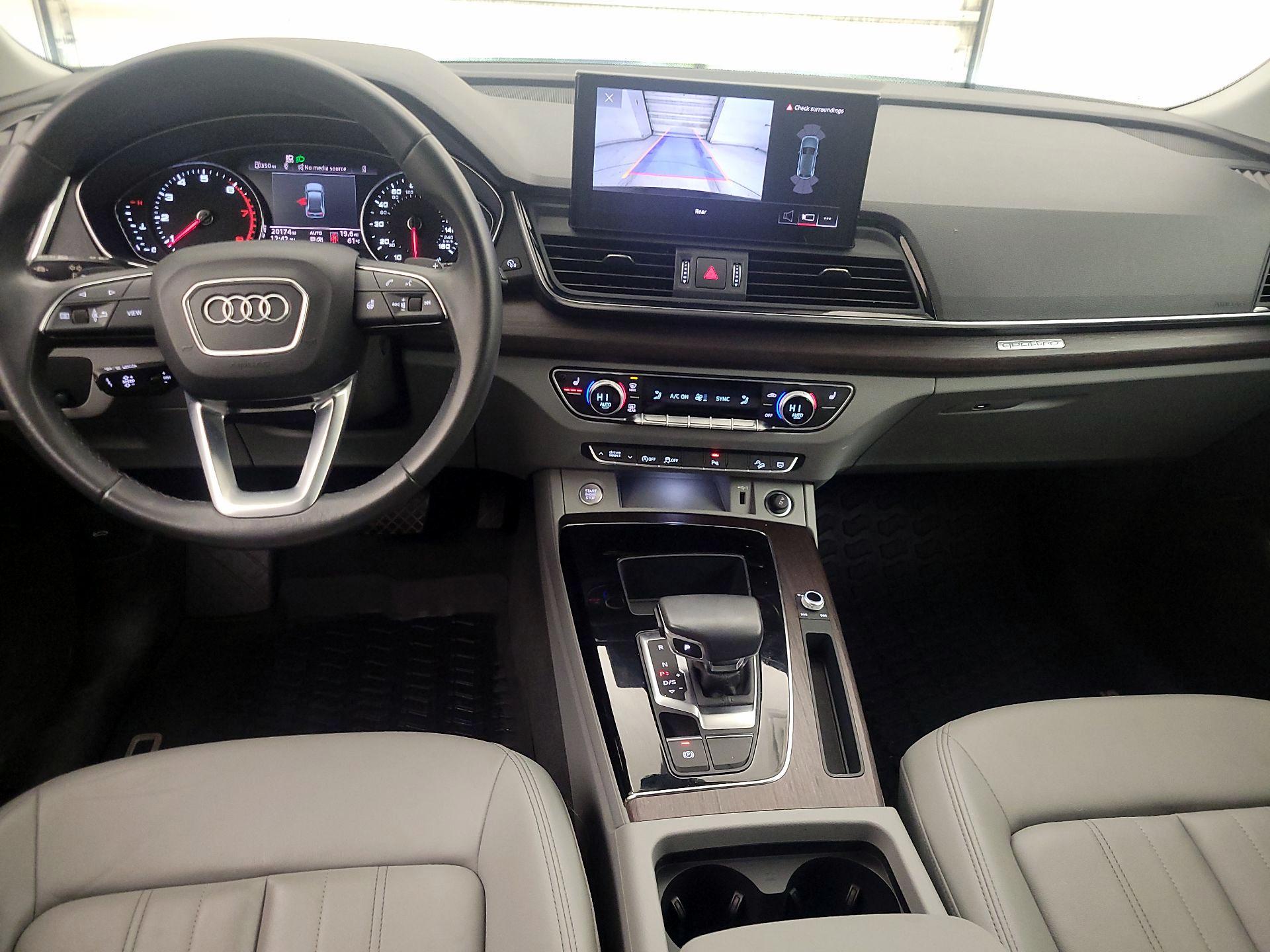 Thumbnail: 2023 Audi Q5 - 9