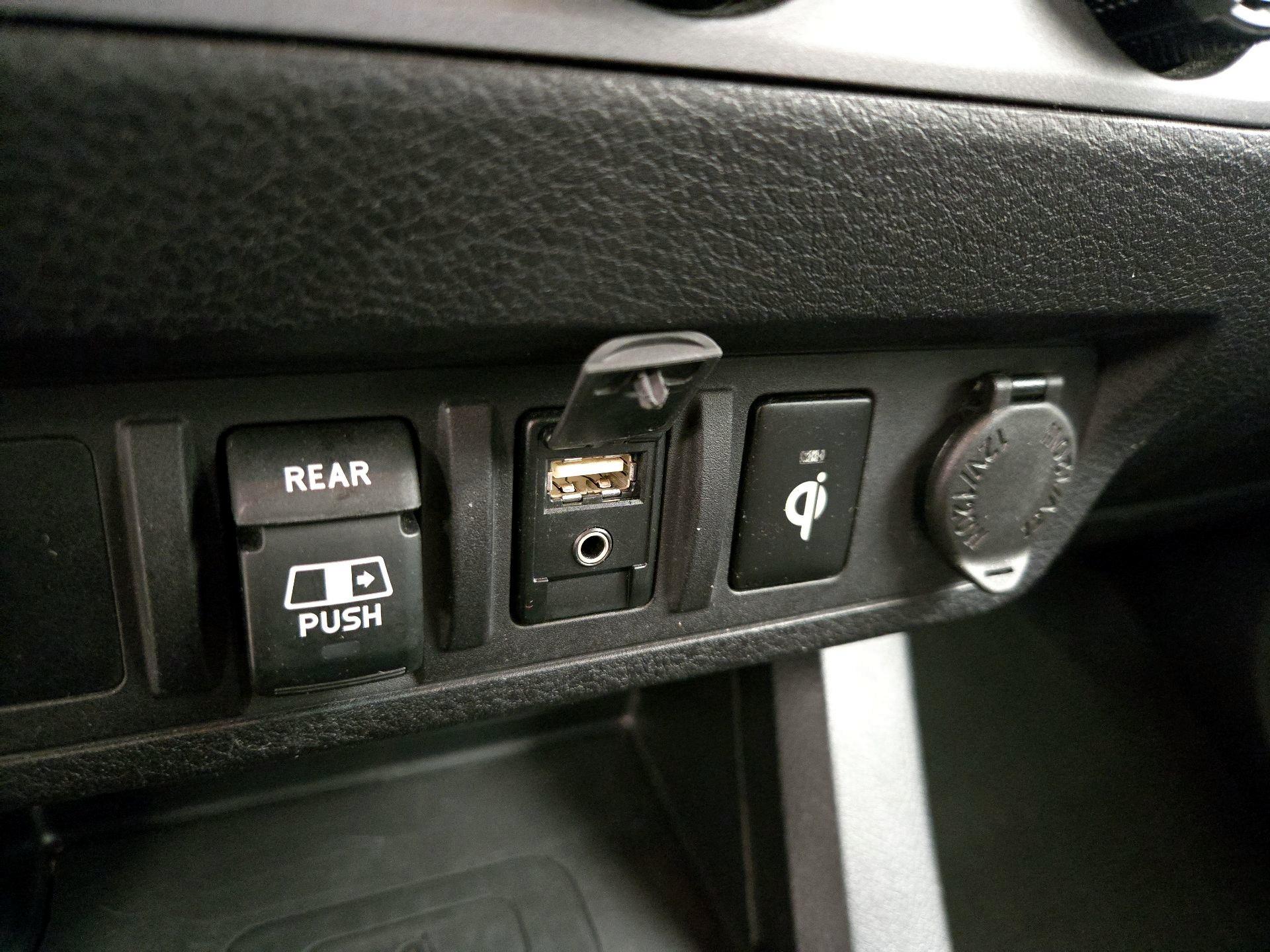 Thumbnail: 2018 Toyota Tacoma - 18