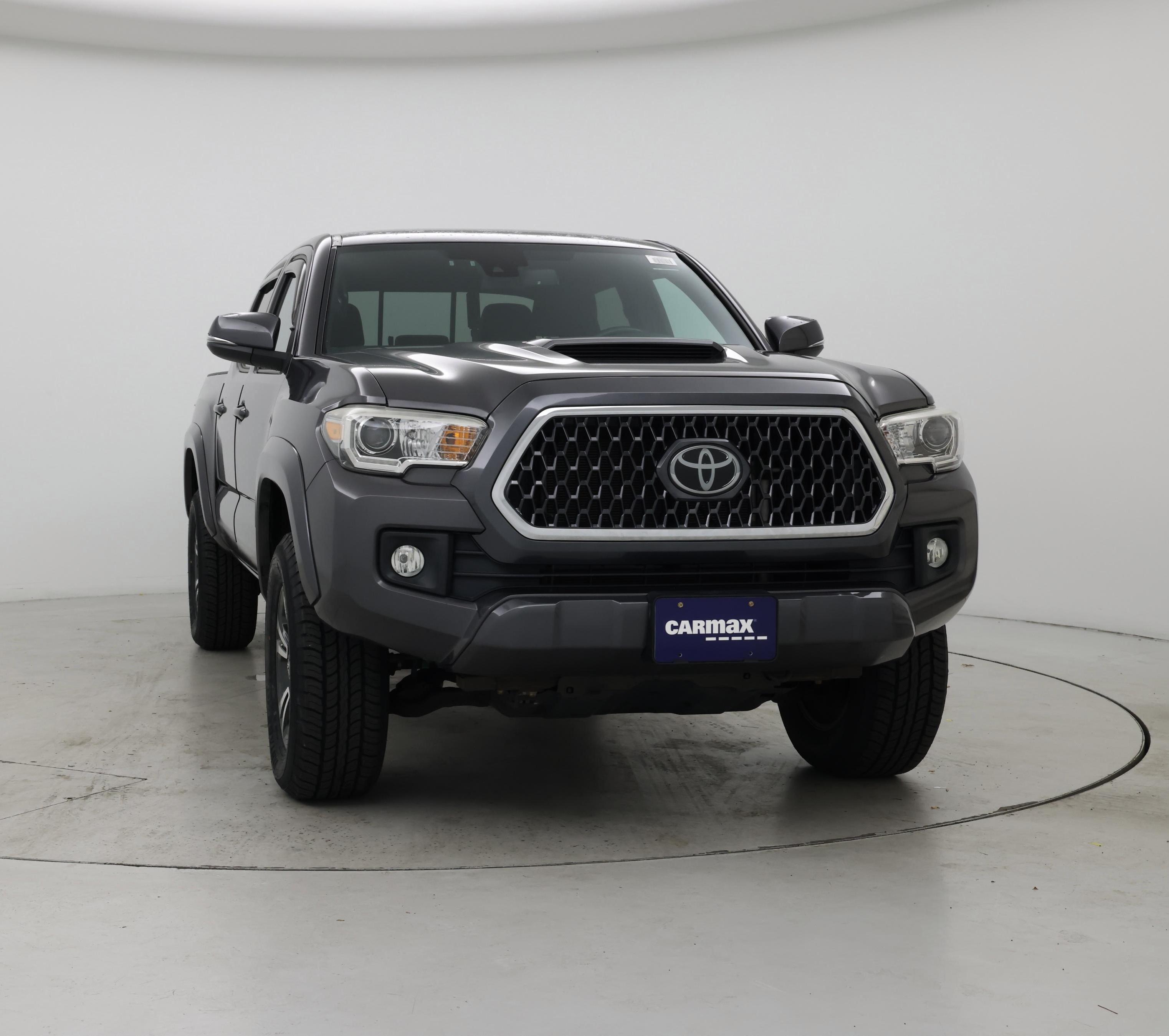 Thumbnail: 2018 Toyota Tacoma - 5
