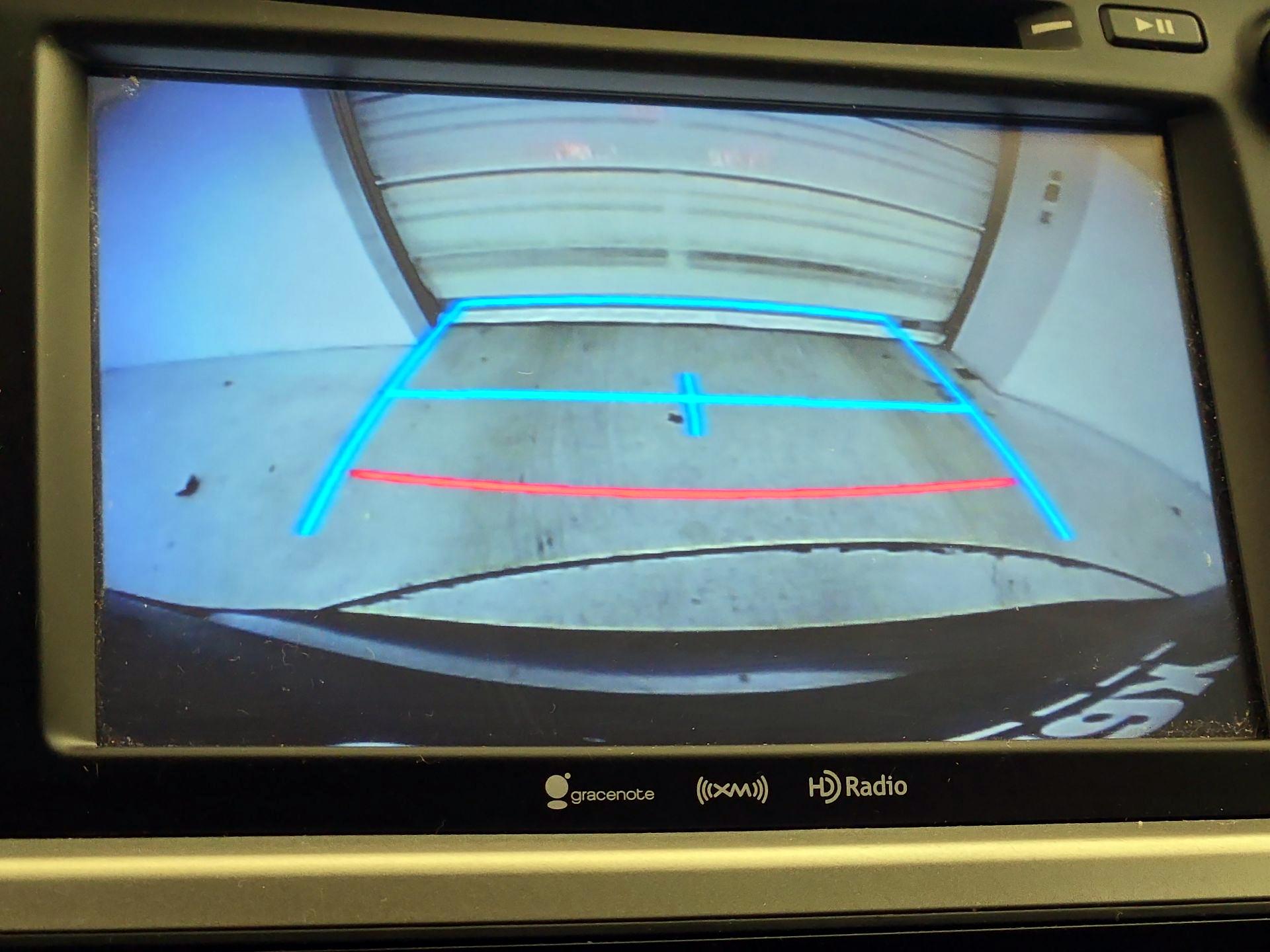 Thumbnail: 2016 Toyota Highlander - 14