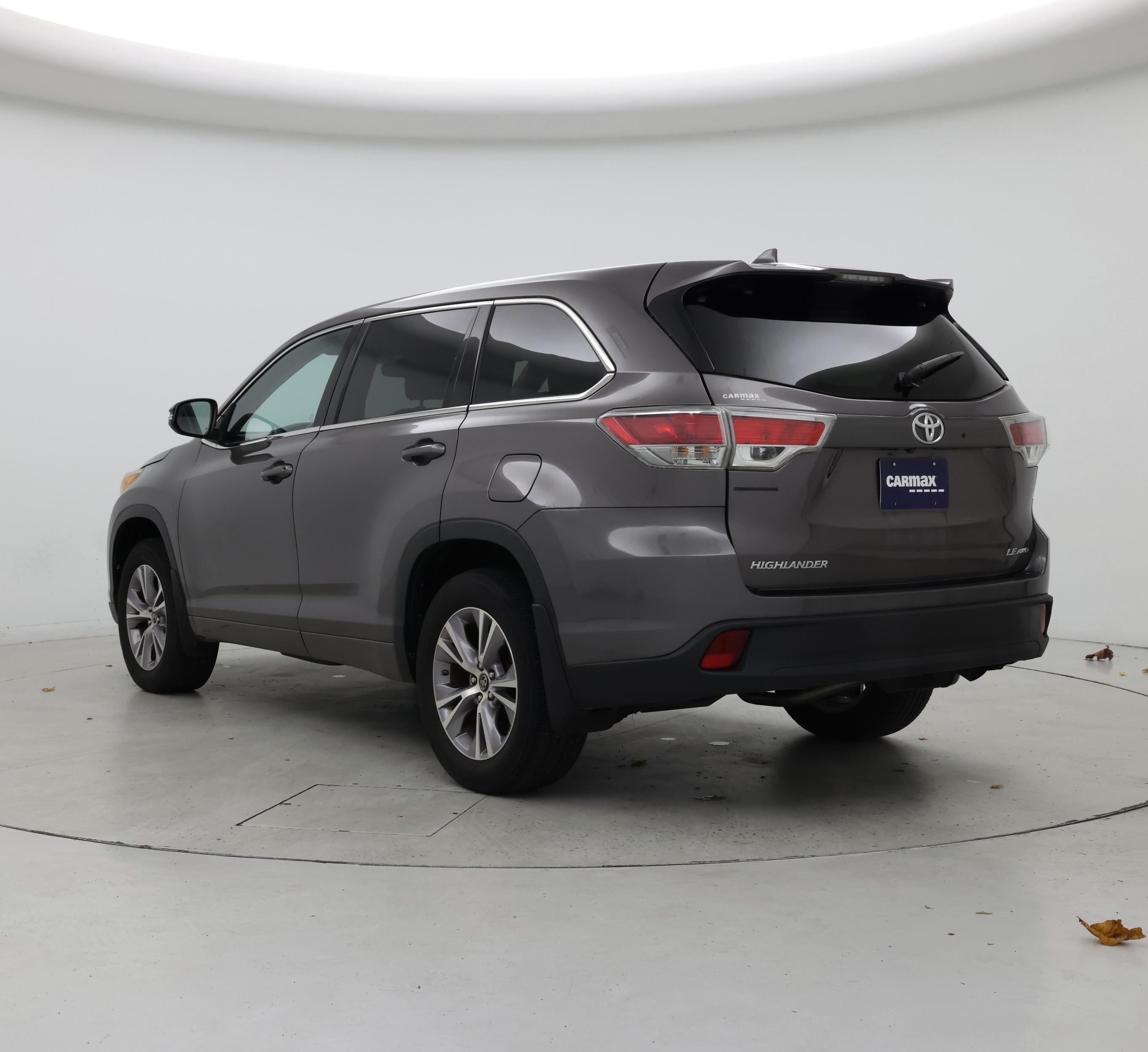 Thumbnail: 2016 Toyota Highlander - 2