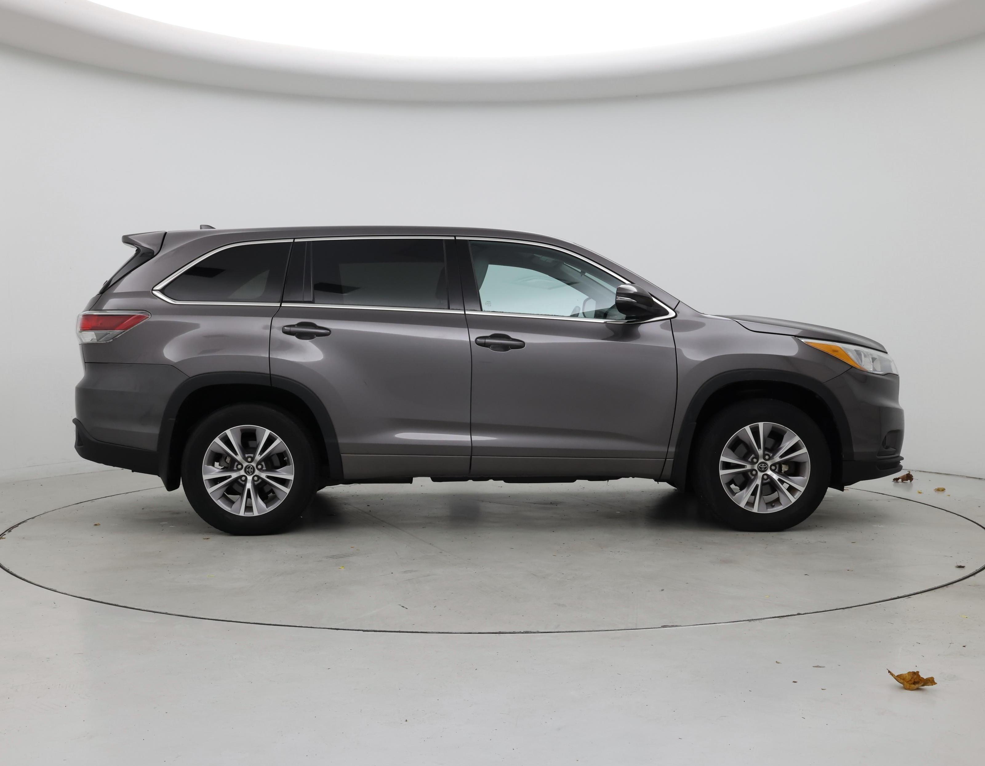 Thumbnail: 2016 Toyota Highlander - 7