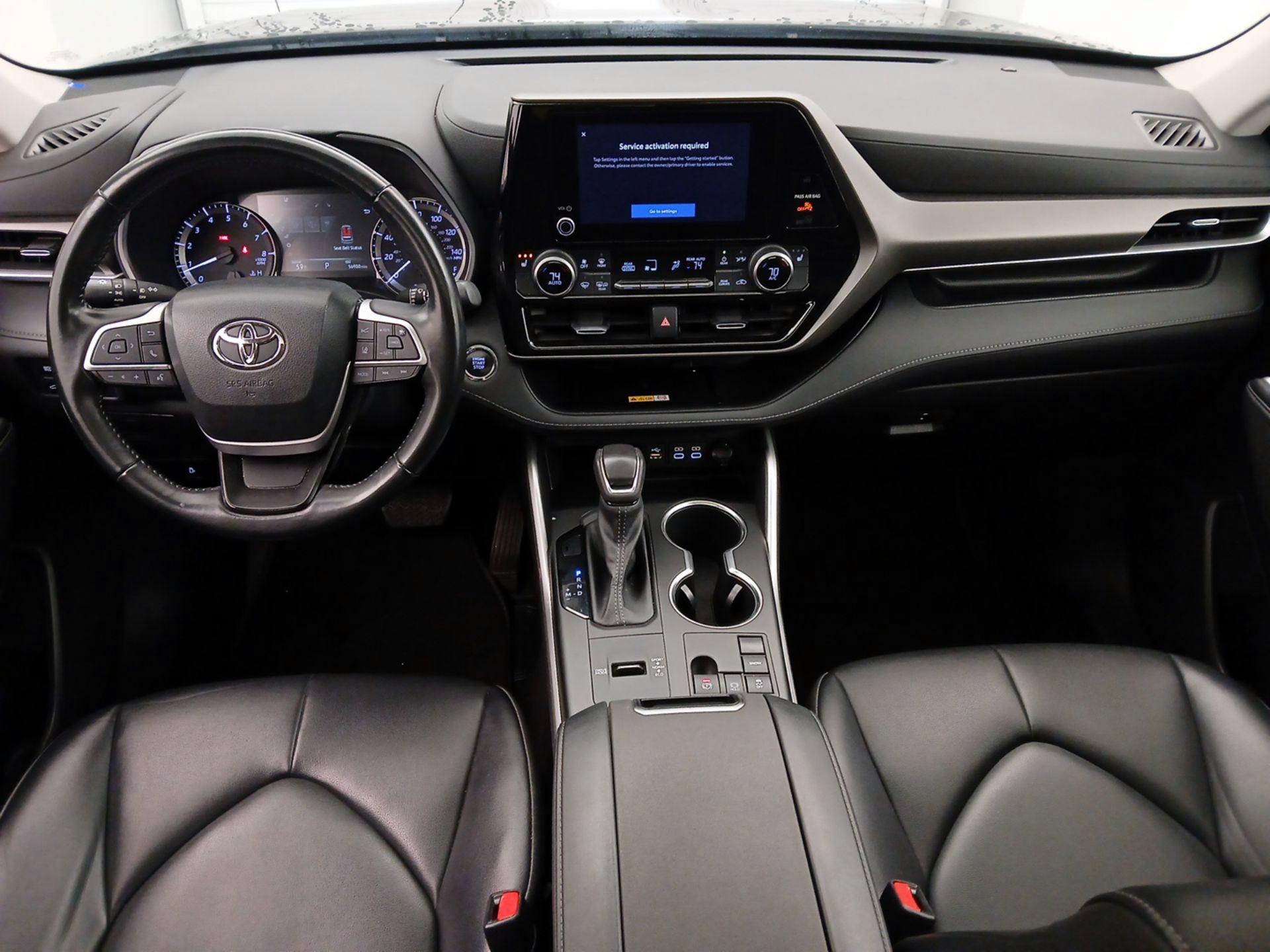 Thumbnail: 2023 Toyota Highlander - 9