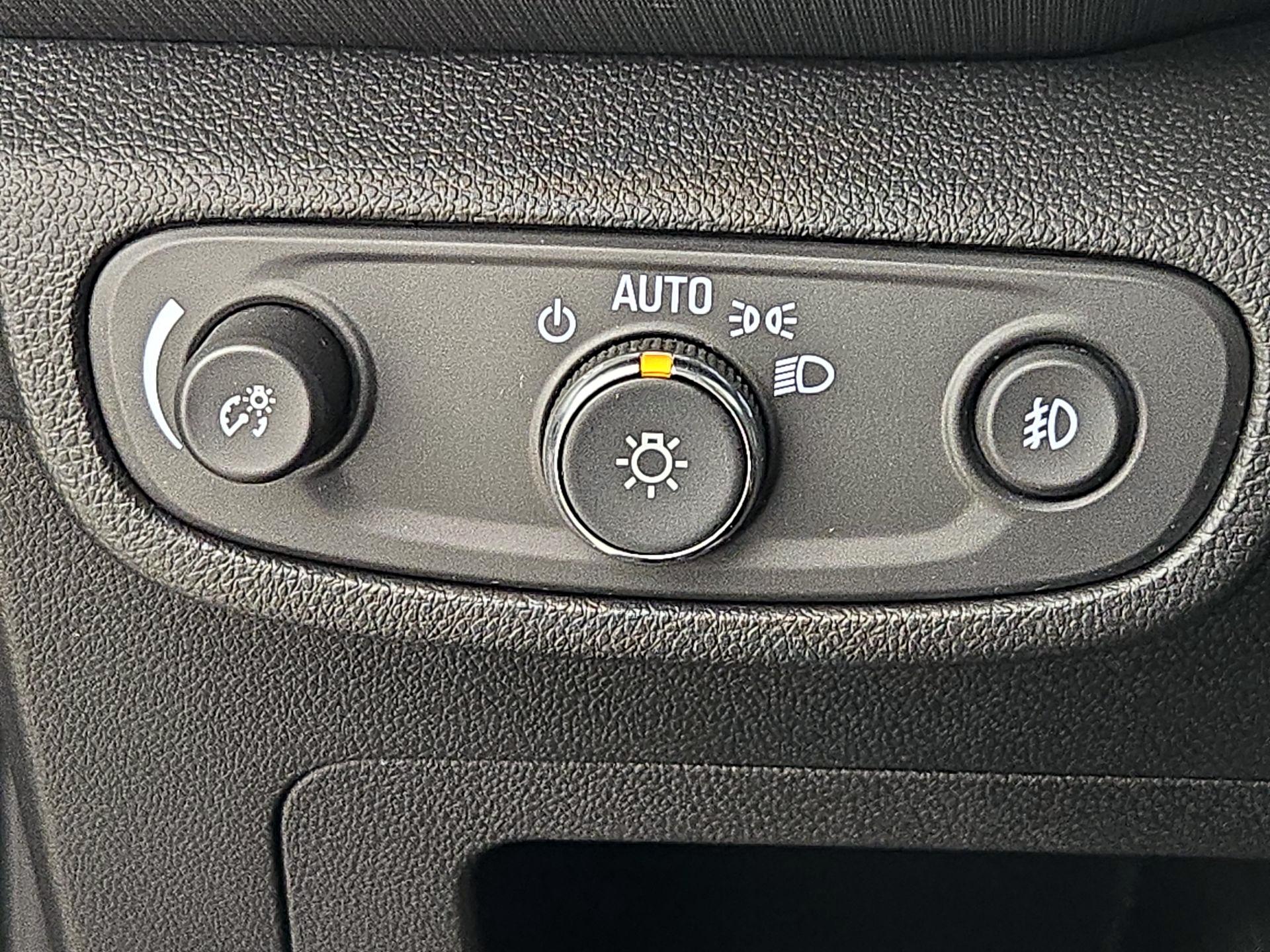 Thumbnail: 2023 Chevrolet TrailBlazer - 13