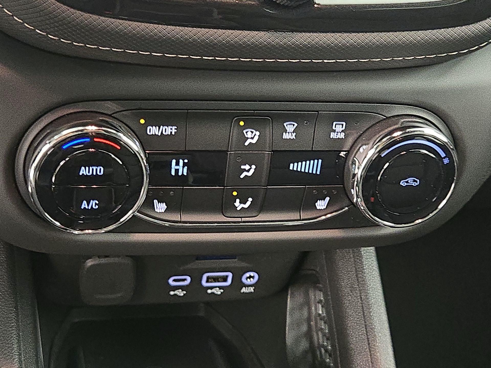 Thumbnail: 2023 Chevrolet TrailBlazer - 16