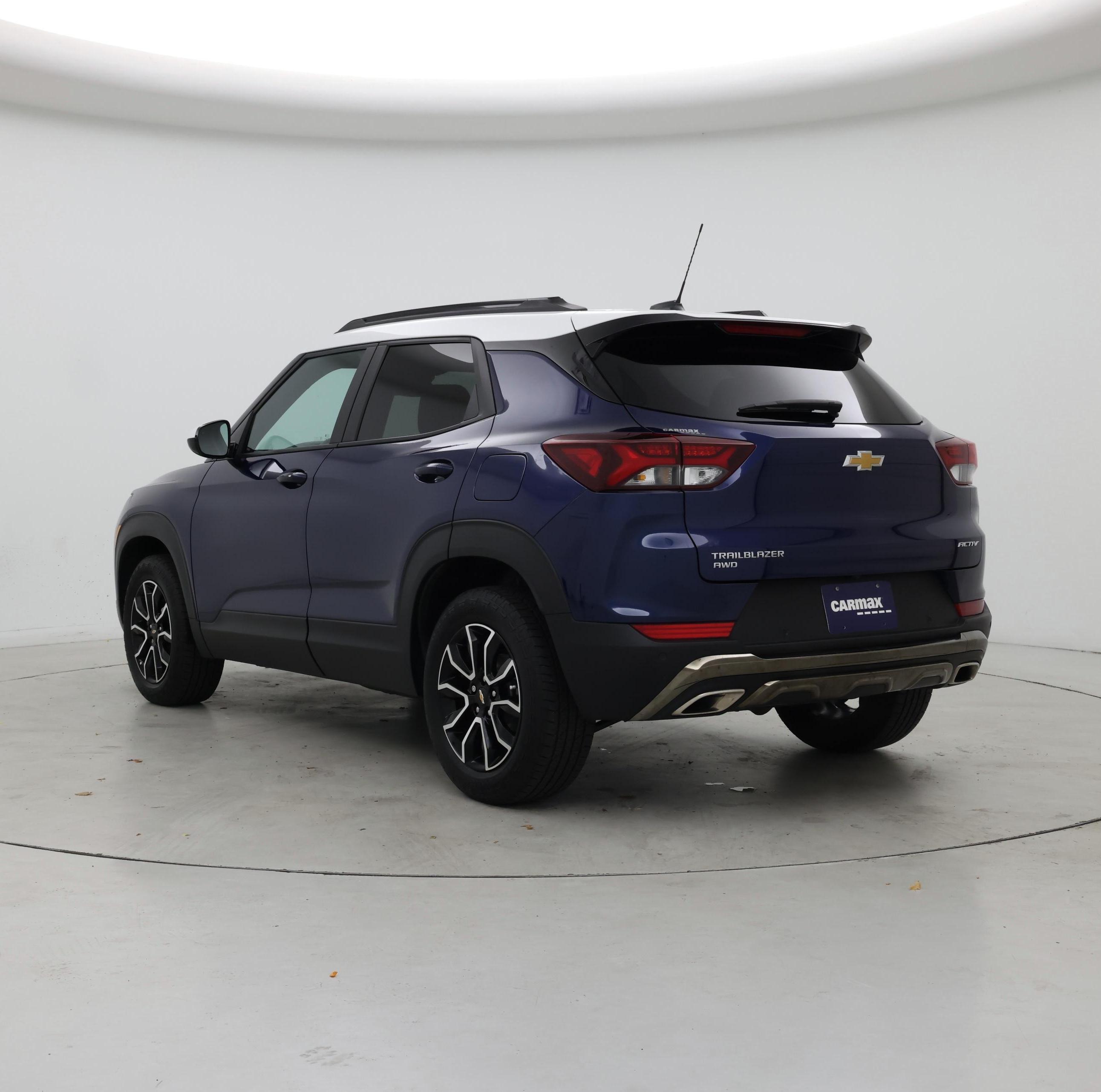 Thumbnail: 2023 Chevrolet TrailBlazer - 2