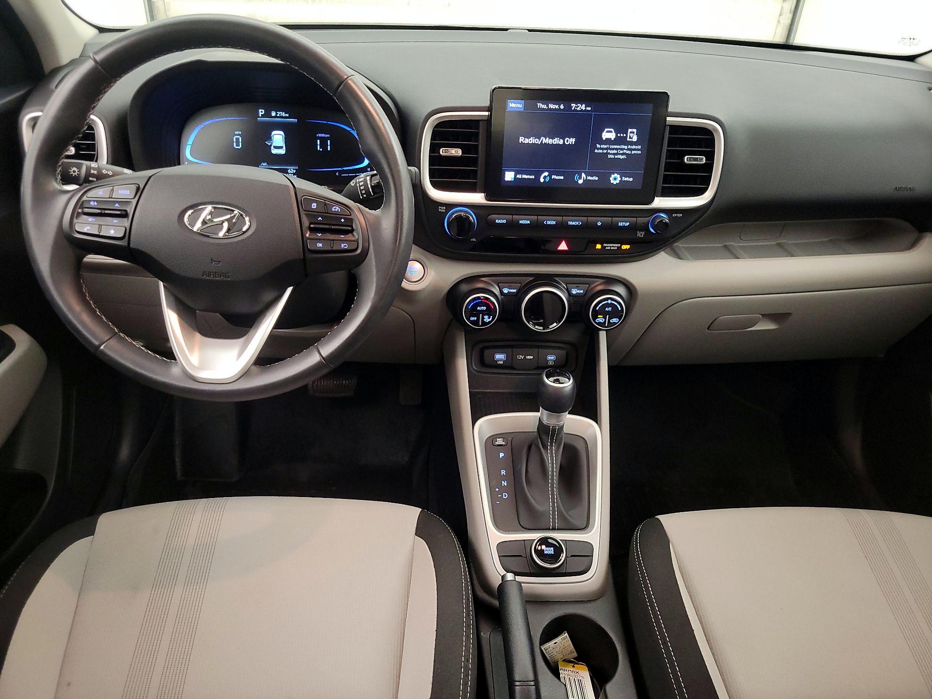 Thumbnail: 2024 Hyundai Venue - 9