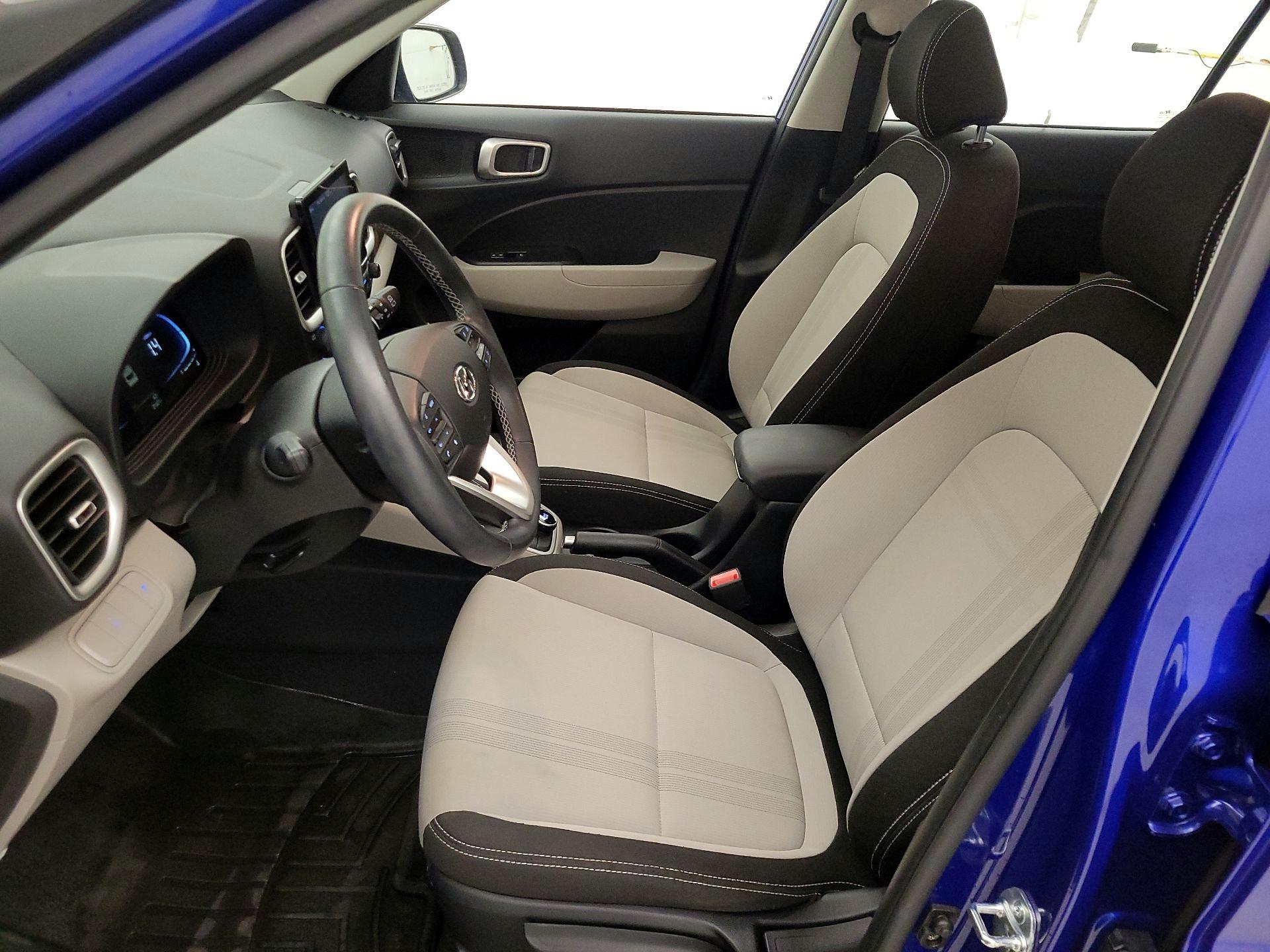 Thumbnail: 2024 Hyundai Venue - 11