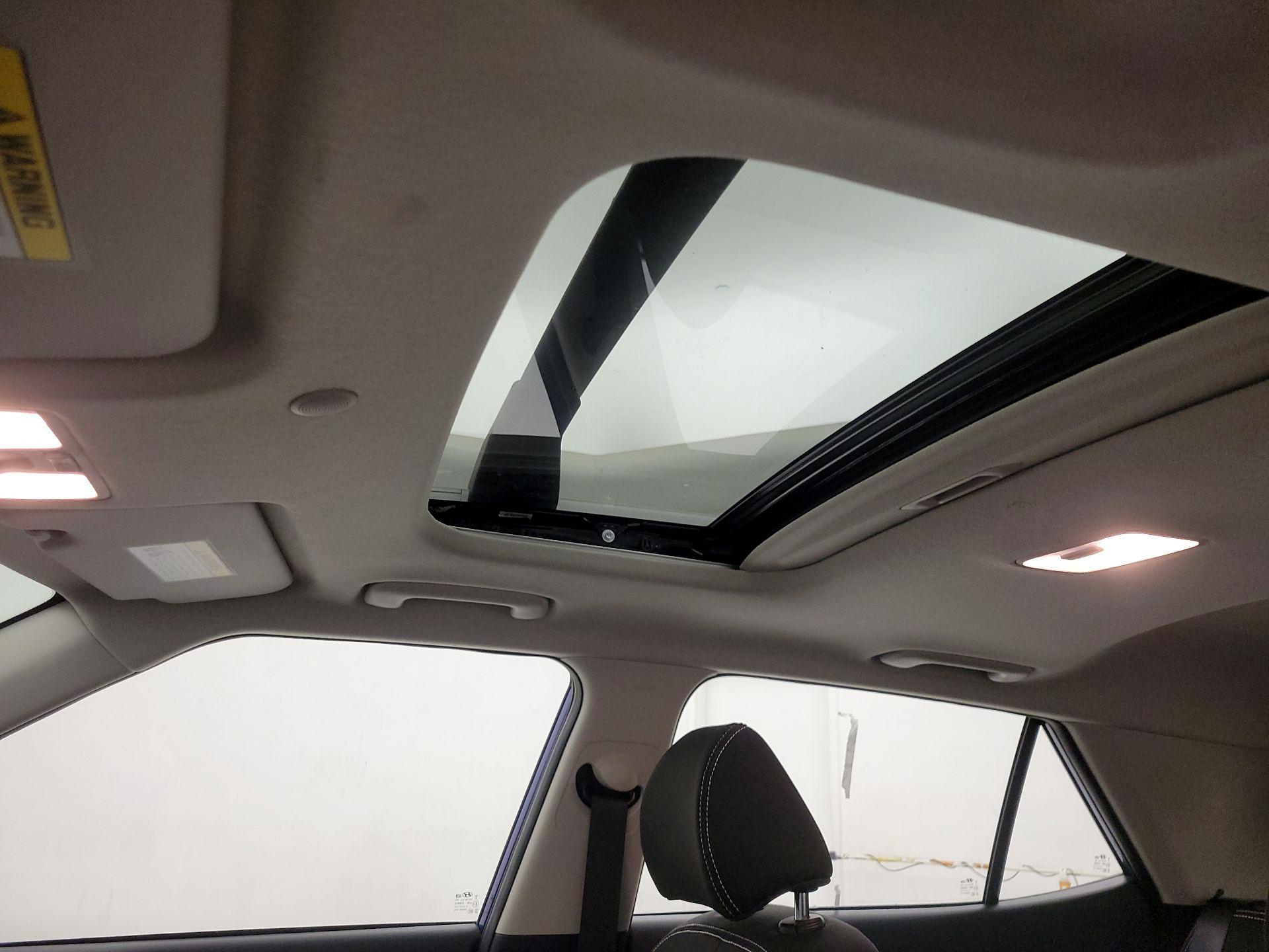 Thumbnail: 2024 Hyundai Venue - 19