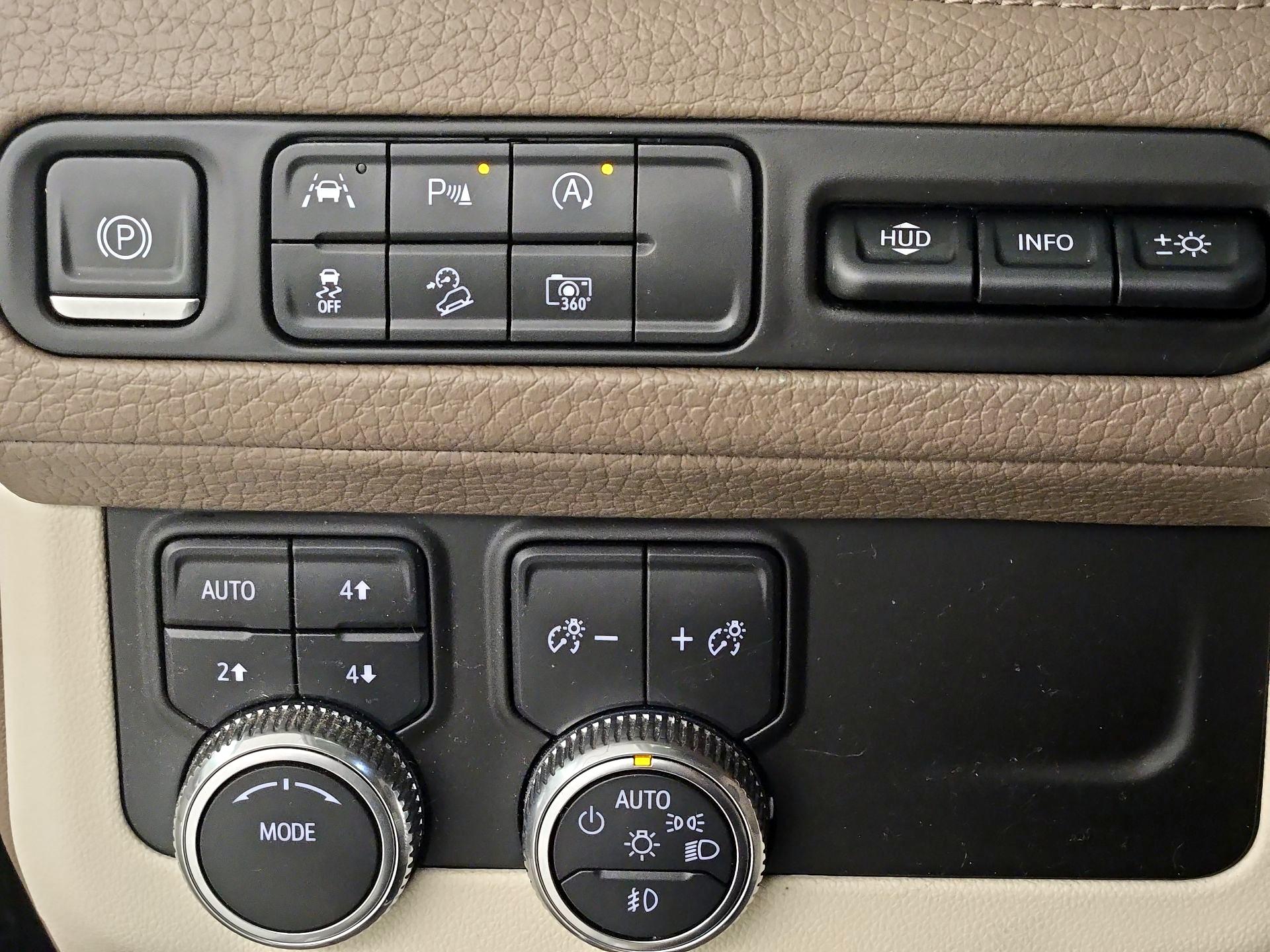 Thumbnail: 2023 GMC Yukon XL - 13