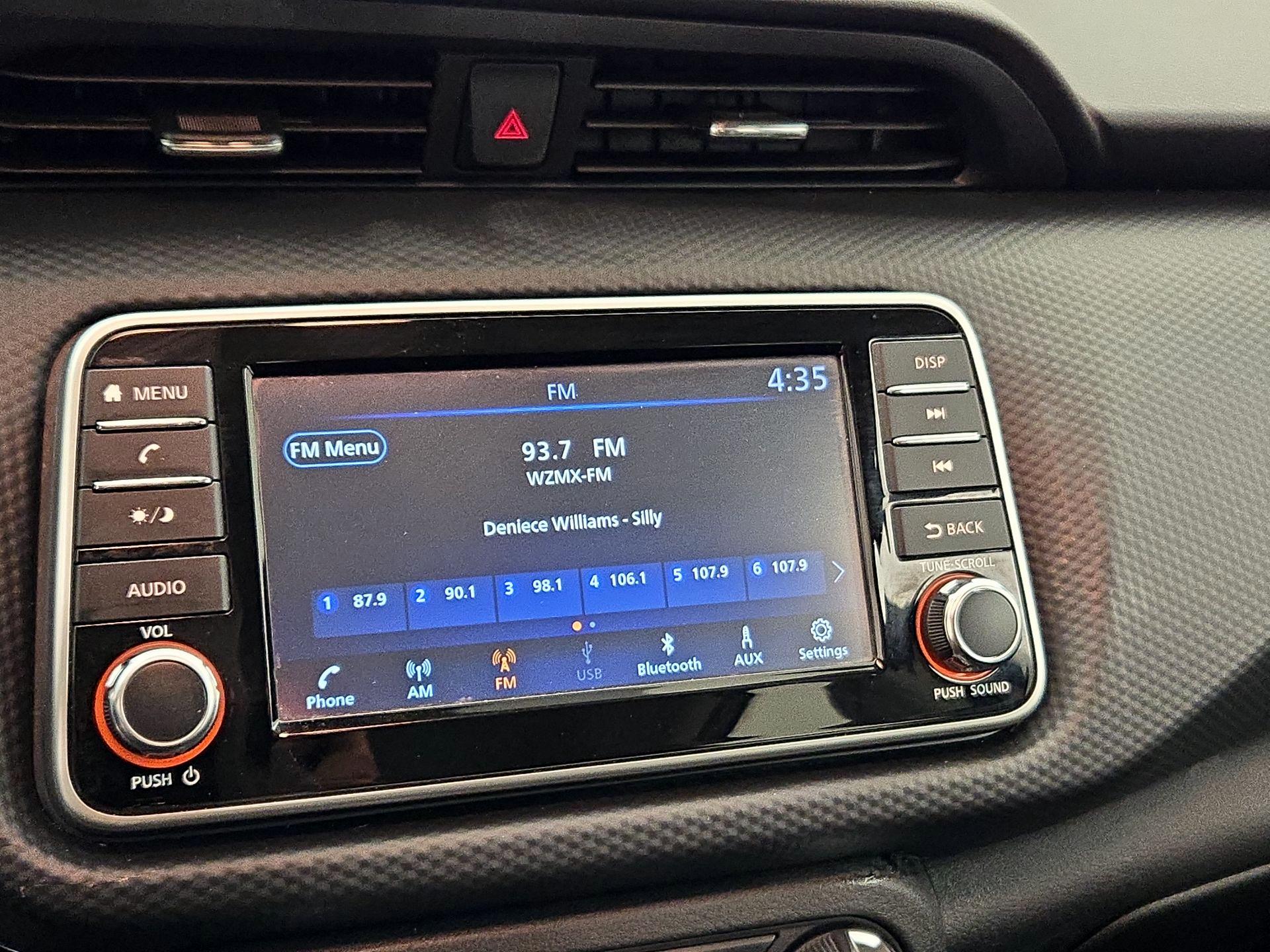 Thumbnail: 2023 Nissan Kicks - 15