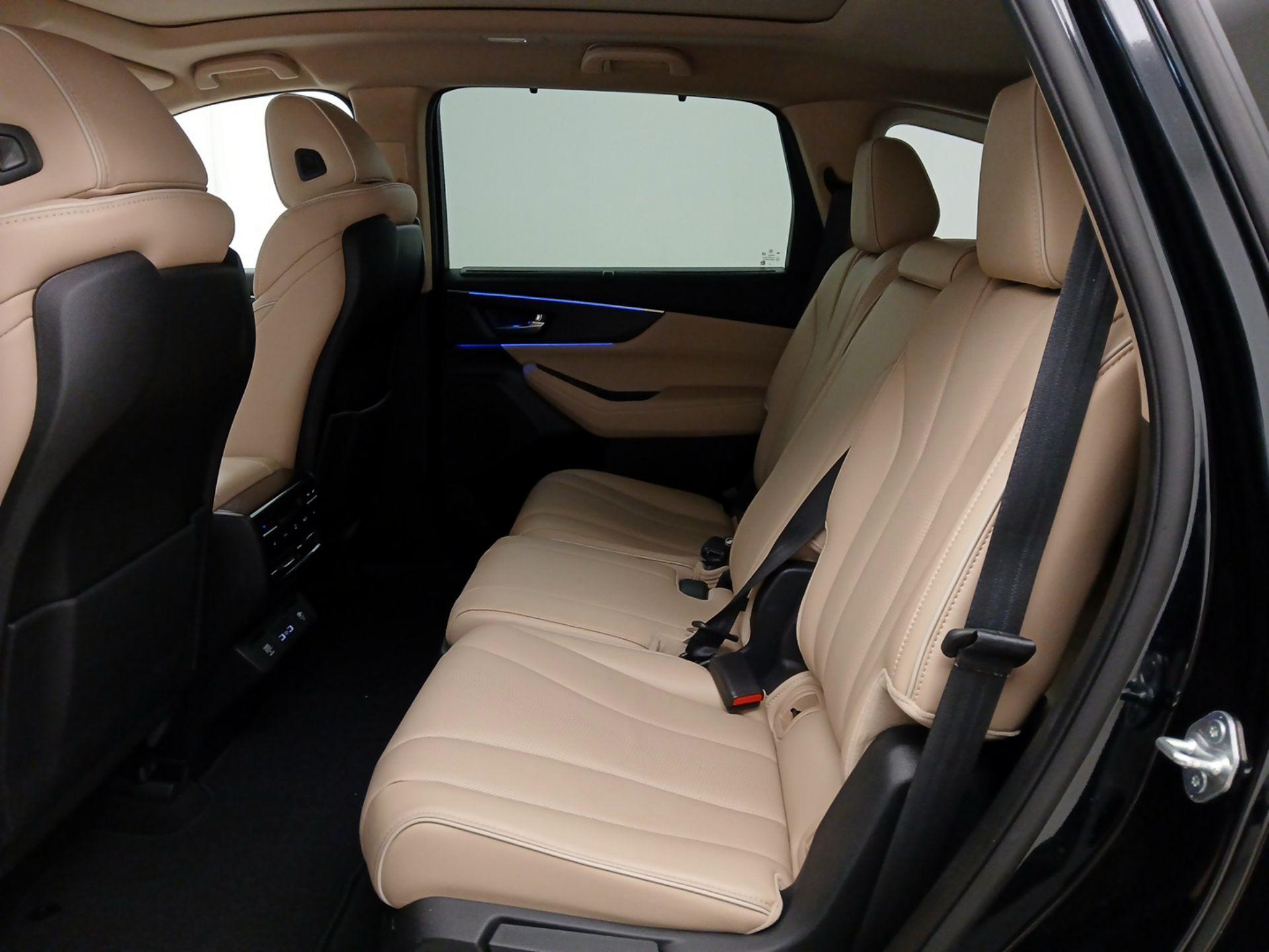 Thumbnail: 2023 Acura MDX - 20