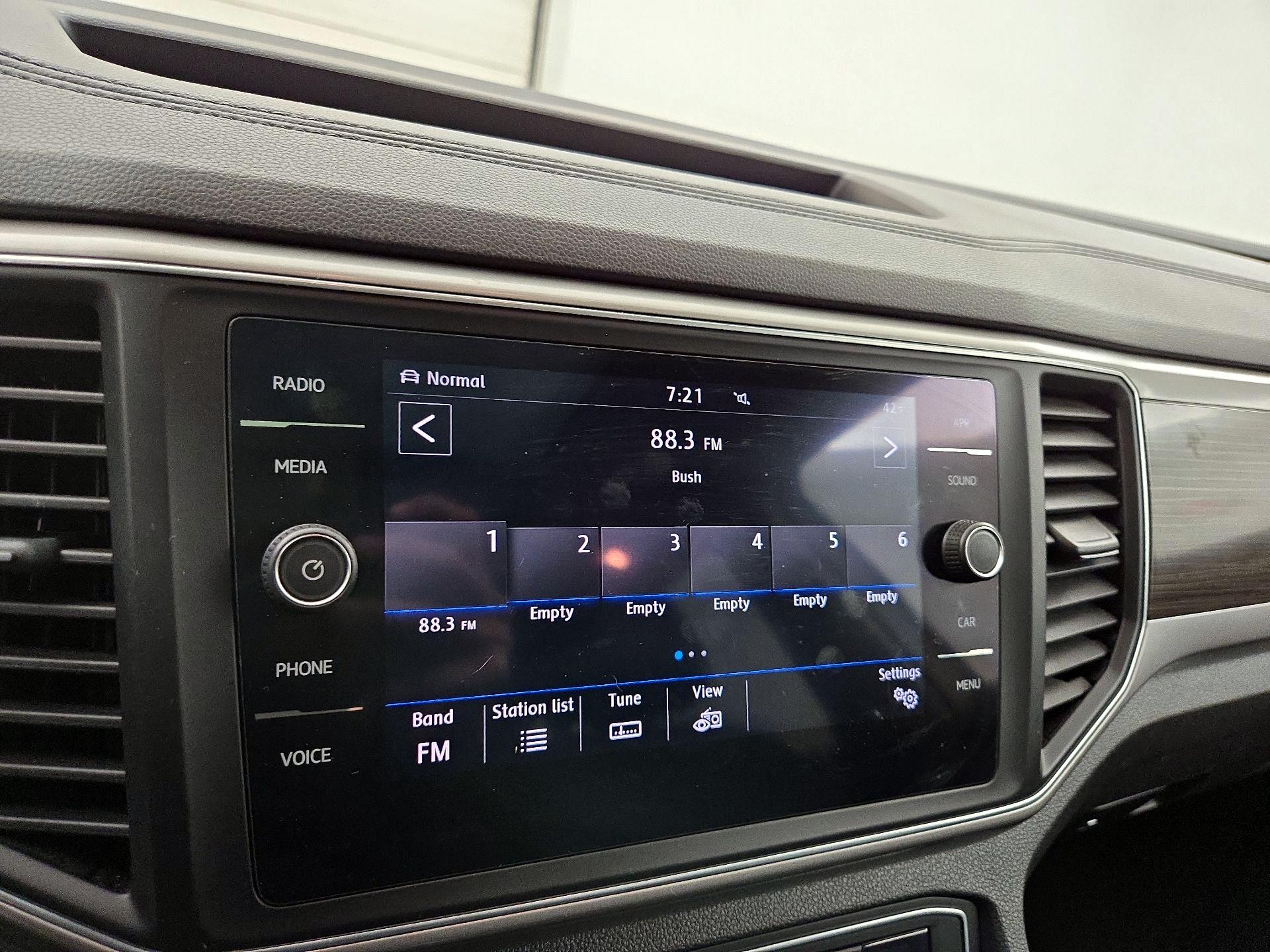 Thumbnail: 2019 Volkswagen Atlas - 15