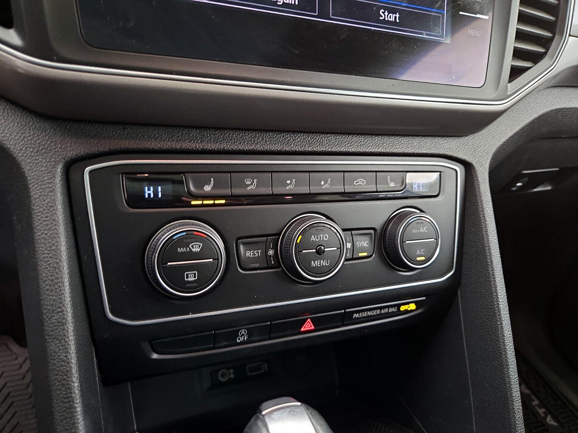 Thumbnail: 2019 Volkswagen Atlas - 16